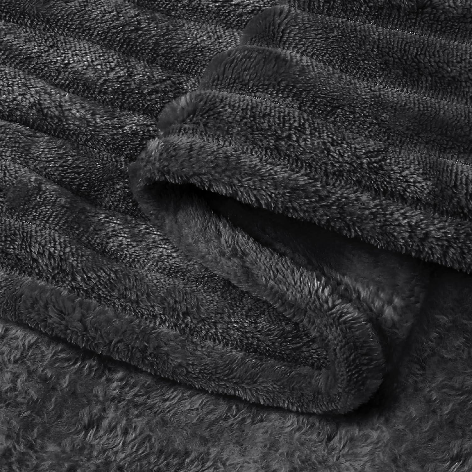 BEDELITE Fleece Blanket King Size – 3D Ribbed Jacquard Soft and Warm Decorative Fuzzy Blankets – Cozy, Fluffy, Plush Lightweight Throw Blankets for Couch, Bed, Sofa(Black, 108x90 inches)