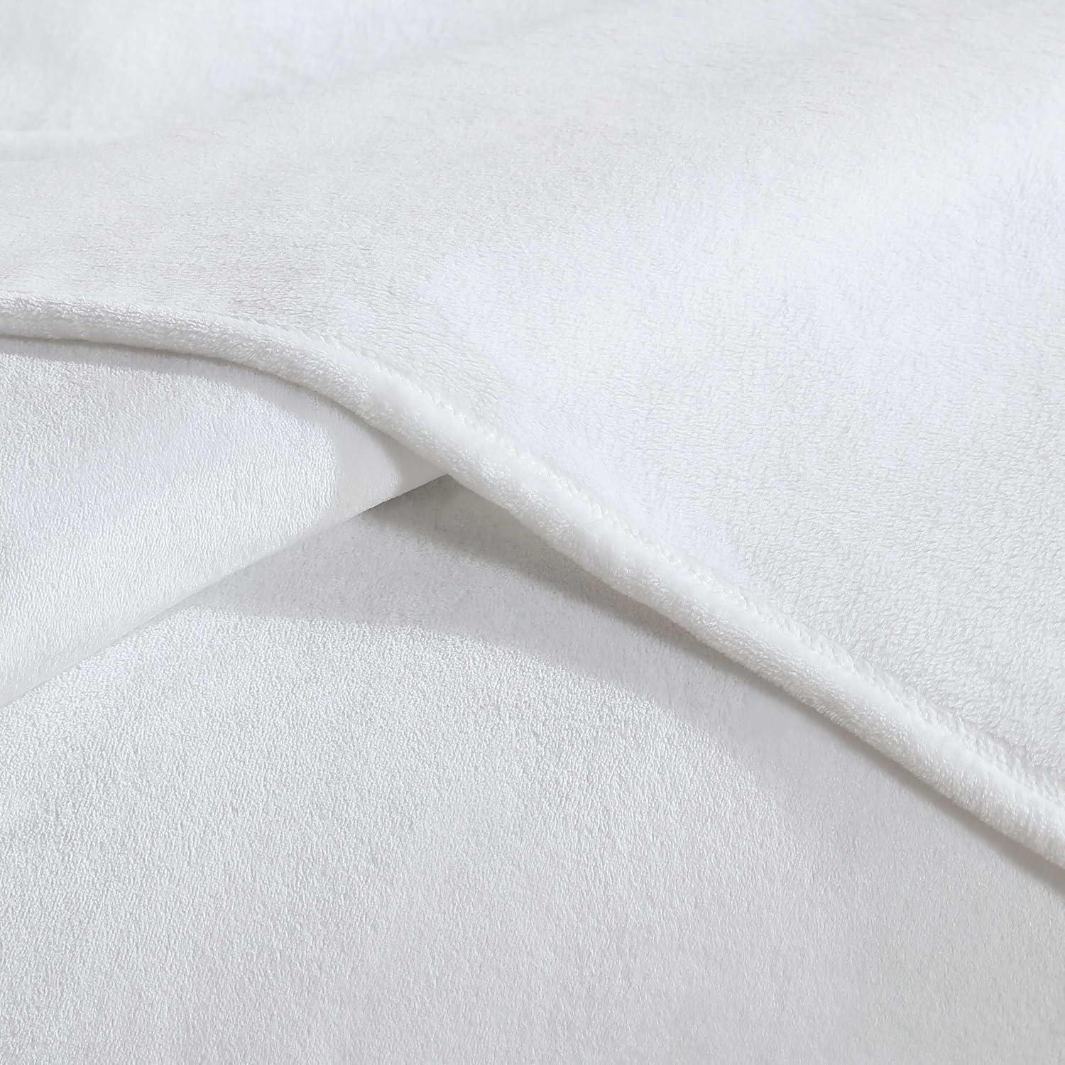 Calvin Klein Calvin Klein Core Plush Solid Reversible Blanket