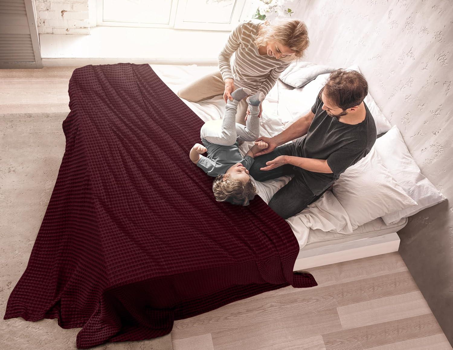 Utopia Bedding Burgundy 100% Cotton Waffle Blanket 300 GSM [Queen - 90x90 Inch] Soft Lightweight Breathable Bed Blanket for All Season