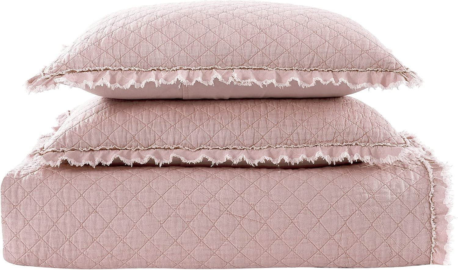 Brielle Home Ravi Stone Washed Quilt and Sham Set Solid Diamond Stitched Boho Modern Quilt Bedding Set, King, Blush