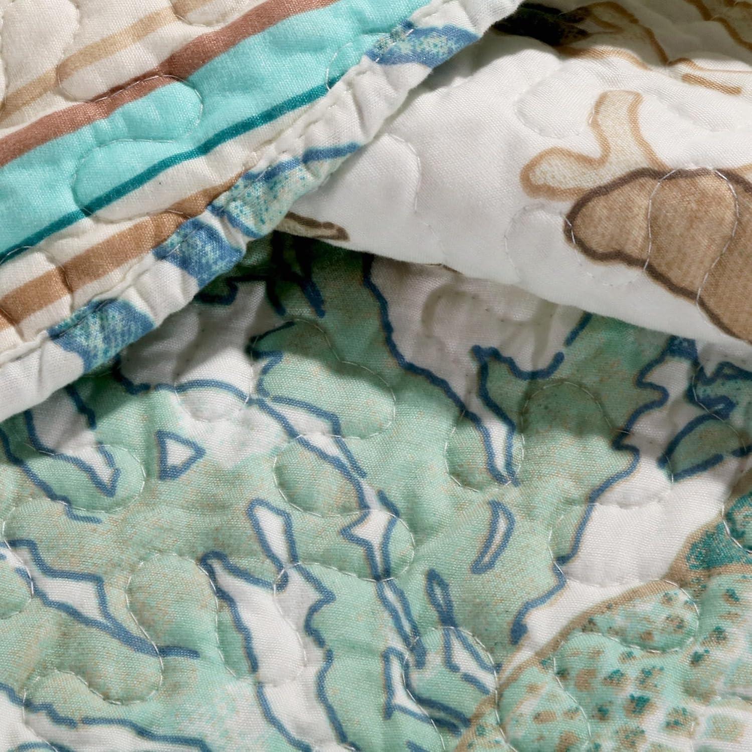 Atlantis Reversible Quilt Set with Throw Pillows