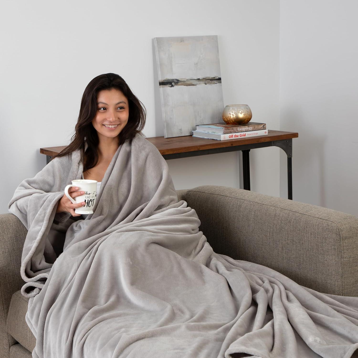 Casual Living Casual Living, Blanket, 32594