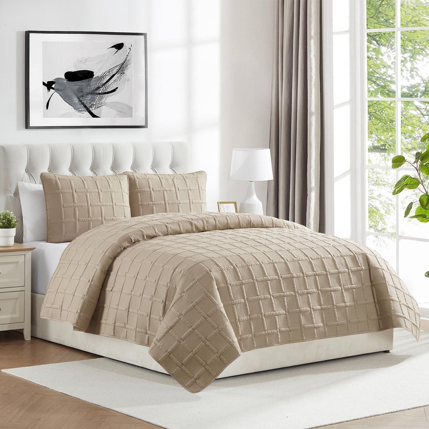 VCNY Square 3-Piece Solid Pinsonic Textured Quilt Set