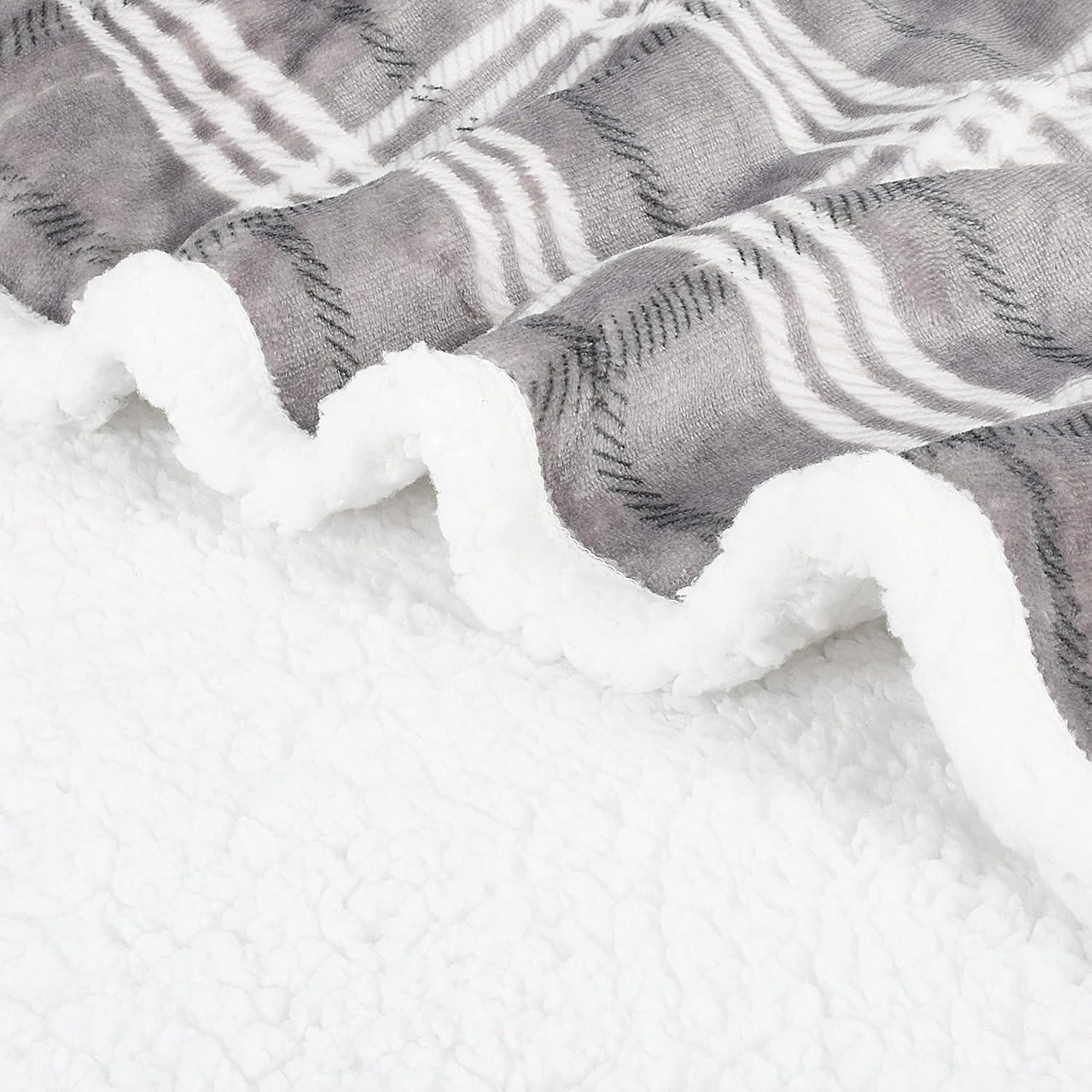 Catalonia Plaid Sherpa Throw Blanket, Holiday Throws for Couch Sofa Cabin Decro, Christmas Blanket