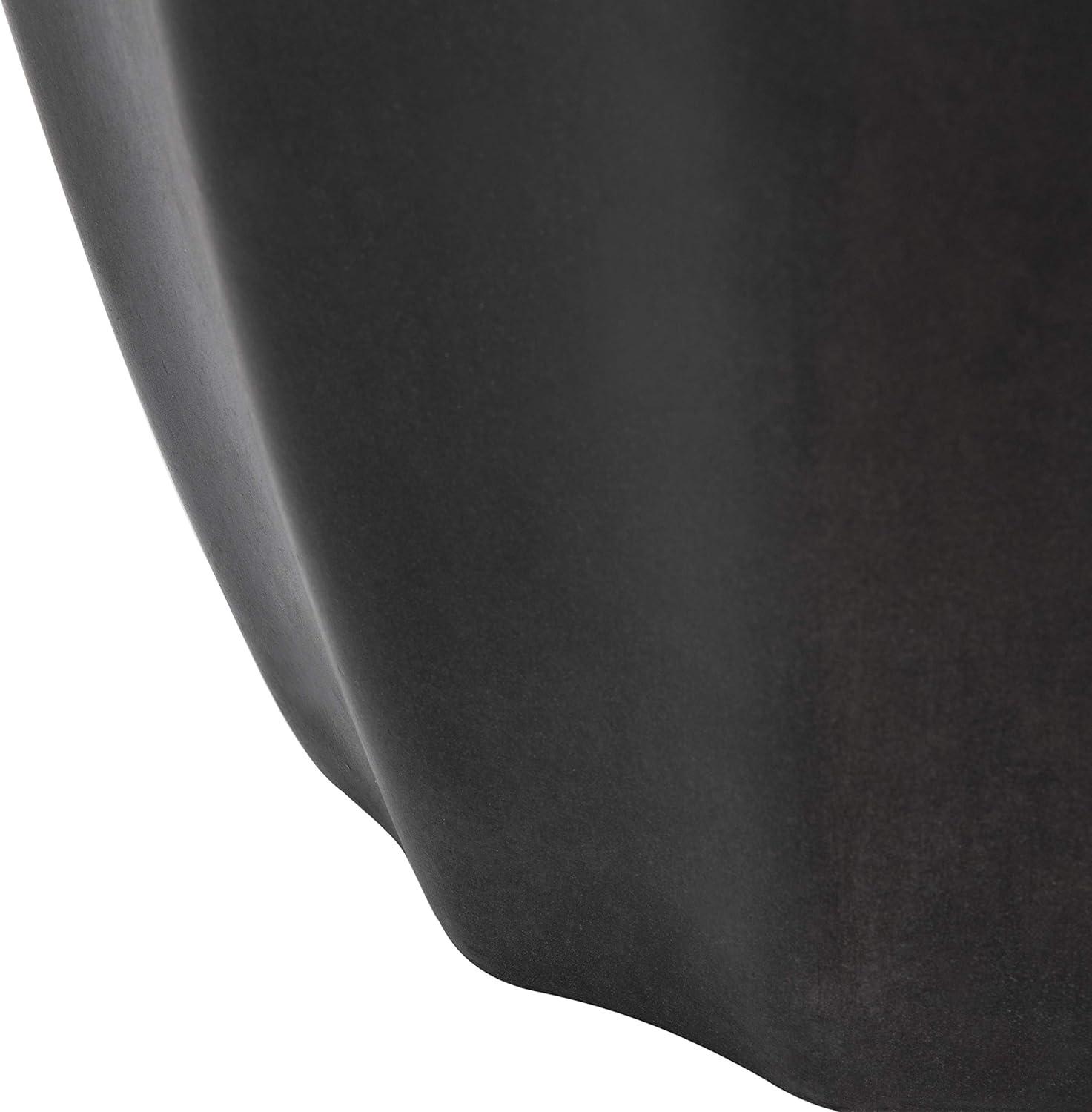 Jaslyn Accent Stool - Indoor/Outdoor - VNN1010 - Black - Safavieh