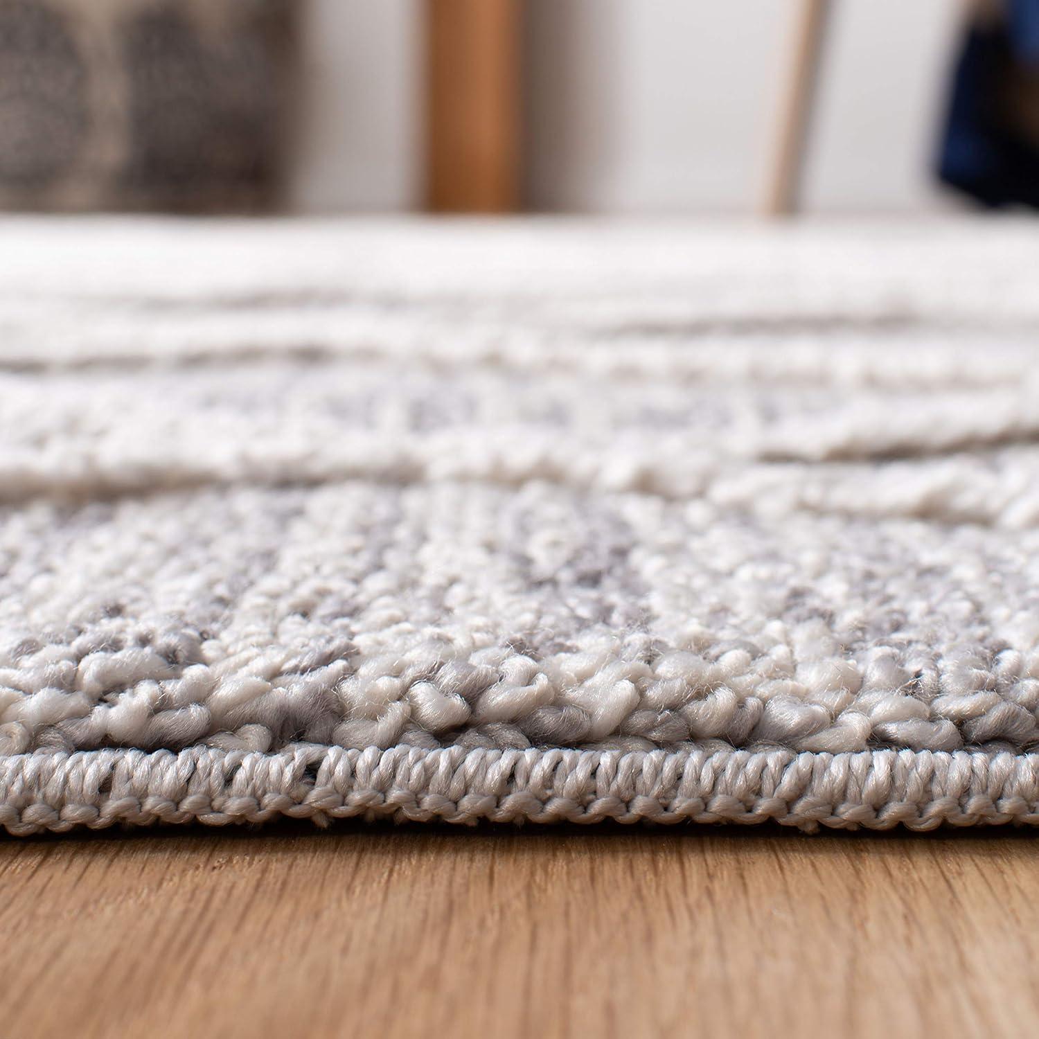 Marrakesh MRK514 Power Loomed Area Rug - Ivory/Grey - 5'3"x7'6" - Safavieh.