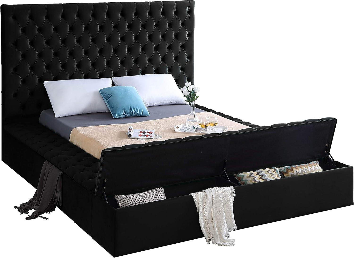 Meridian Furniture Bliss Solid Wood Tufted Velvet Full Bed in Black