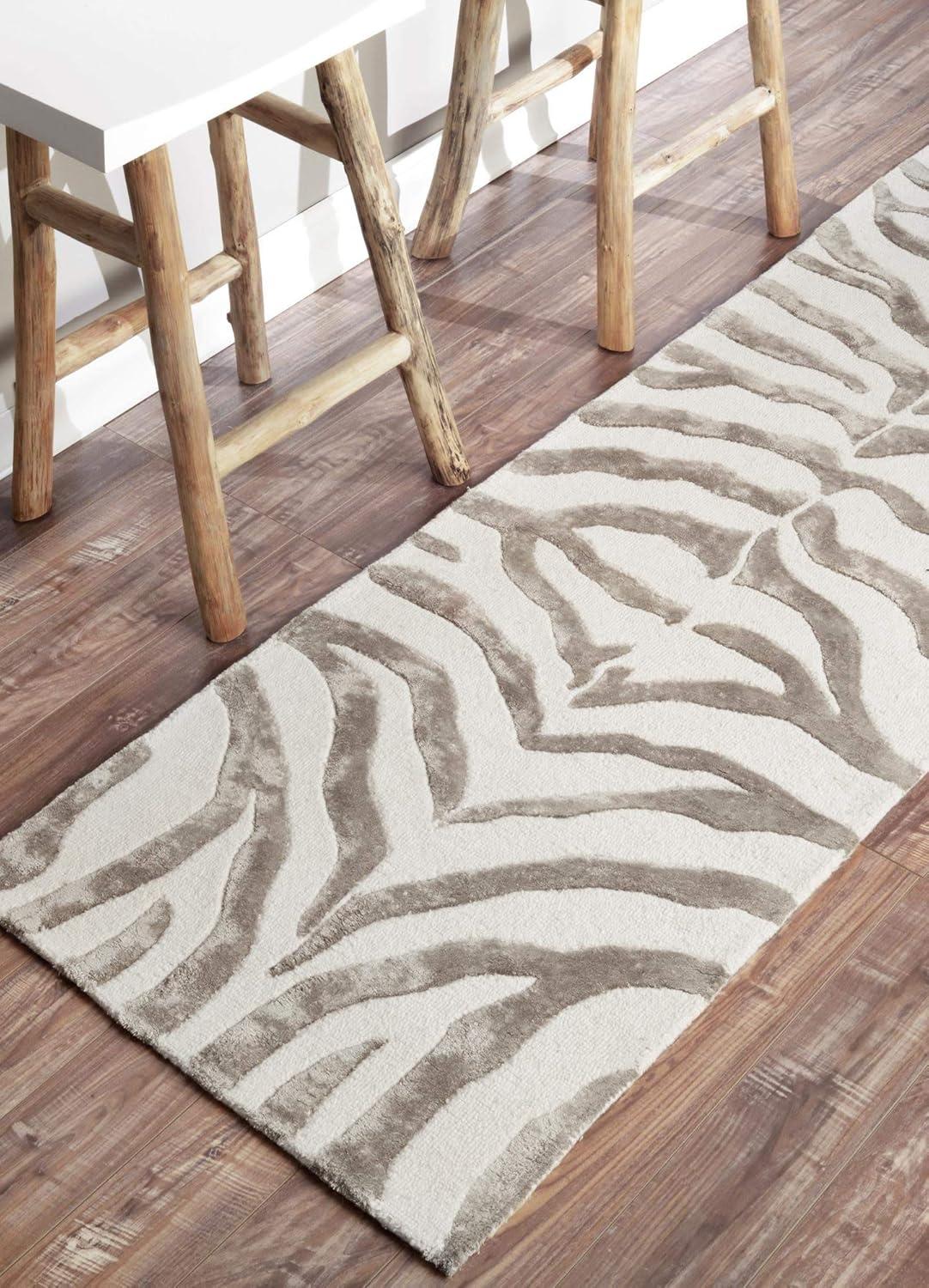 Handmade Luxe Gray Zebra Tufted Wool & Viscose Rug, 5' x 8'