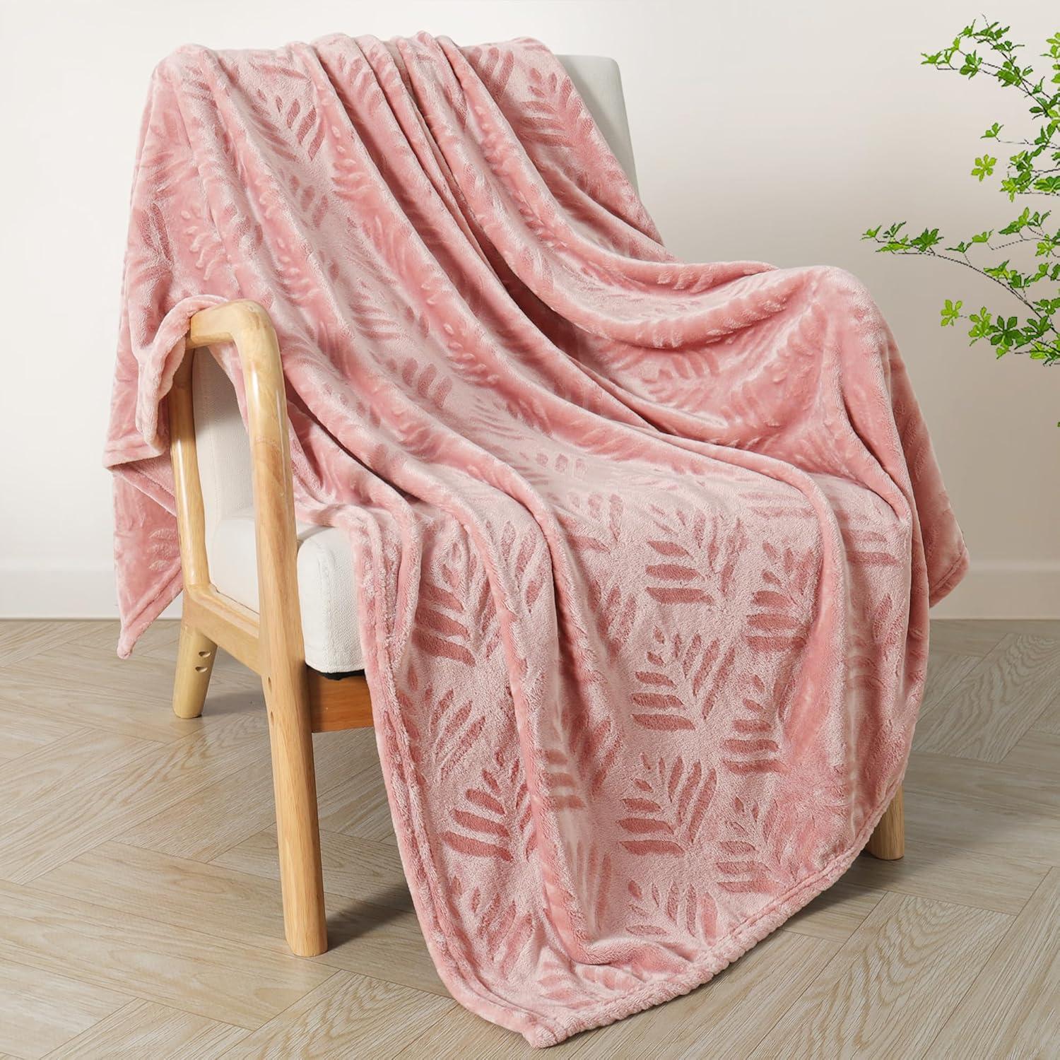 Exclusivo Mezcla Fleece Throw Blanket for Couch, Super Soft and Warm Blankets for All Seasons, Plush Fuzzy and Lightweight Pink throw, 50"x60"