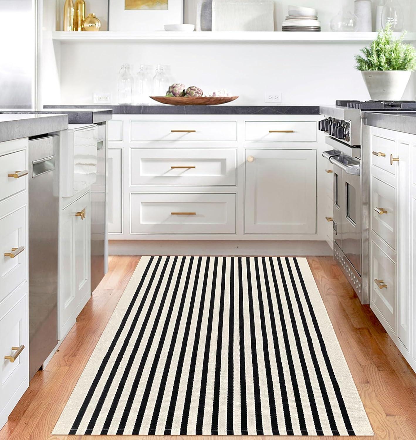 IOHOUZE Navy and White Striped Rug 2'x3' Front Door Rugs, Small Washable Area Rug for Front Porch, Spring Summer Doormats Outdoor Indoor, Cotton Rugs for Entryway Porch Entrance
