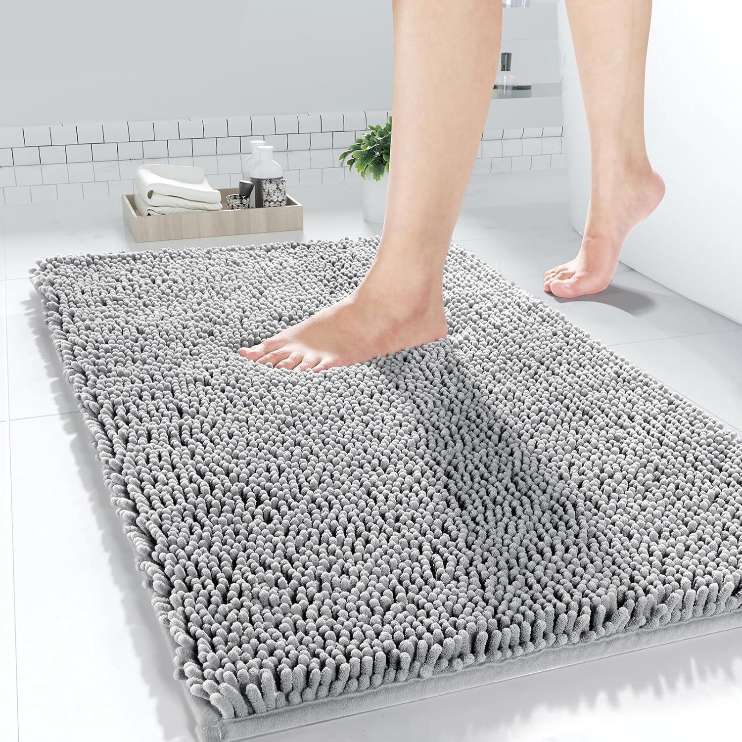 Gray Chenille Shaggy 24'' x 17'' Non-Slip Bath Mat