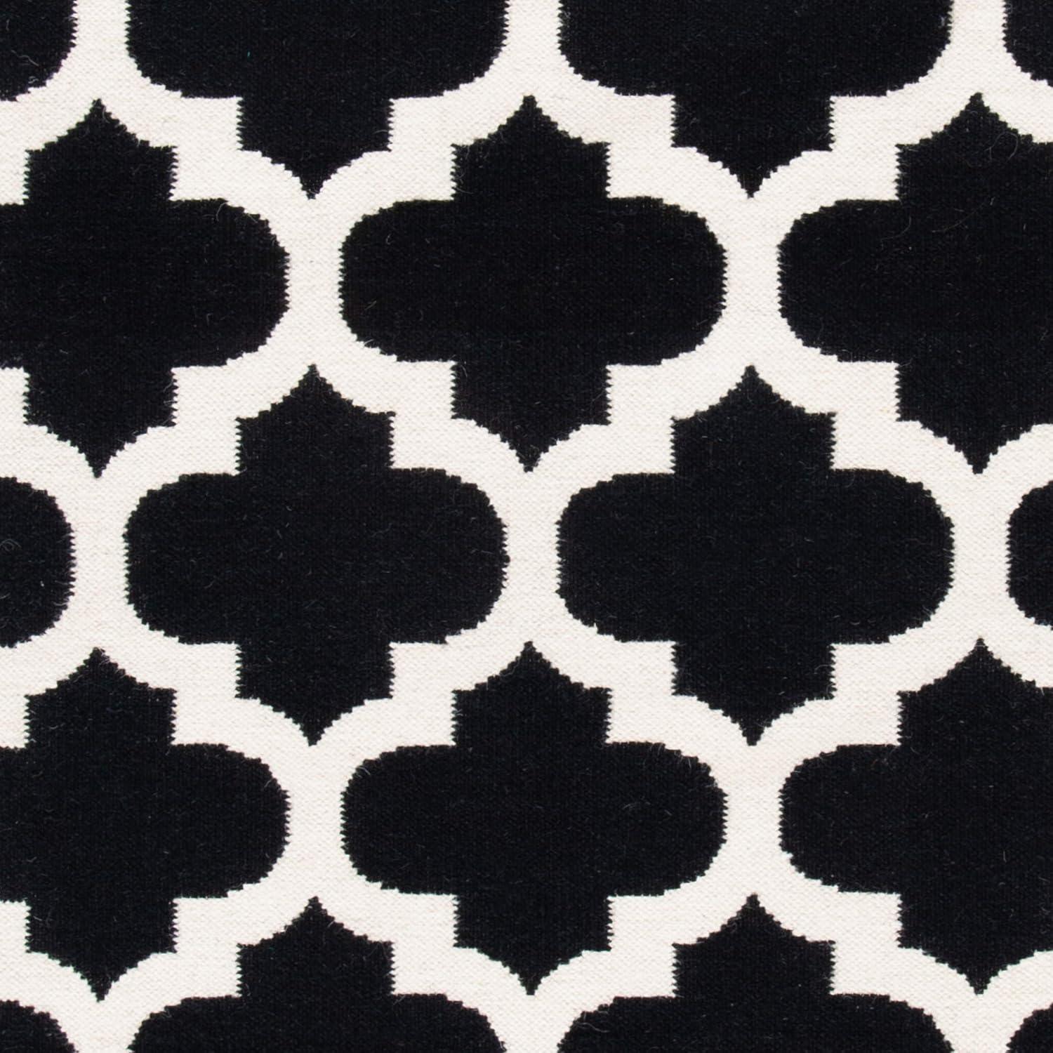 SAFAVIEH Dhurrie Watson Geometric Moroccan Wool Area Rug, Black/Ivory, 3' x 5'