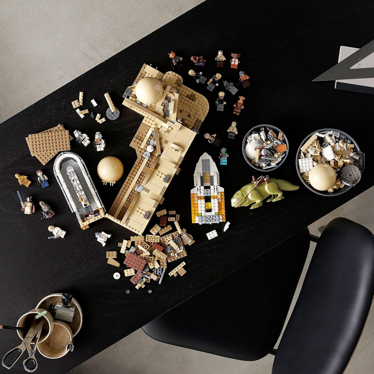 LEGO Star Wars: A New Hope Mos Eisley Cantina 75290 Building Set, Master Builder Series, Model Kits for Adults to Build, Collectible Gift Idea