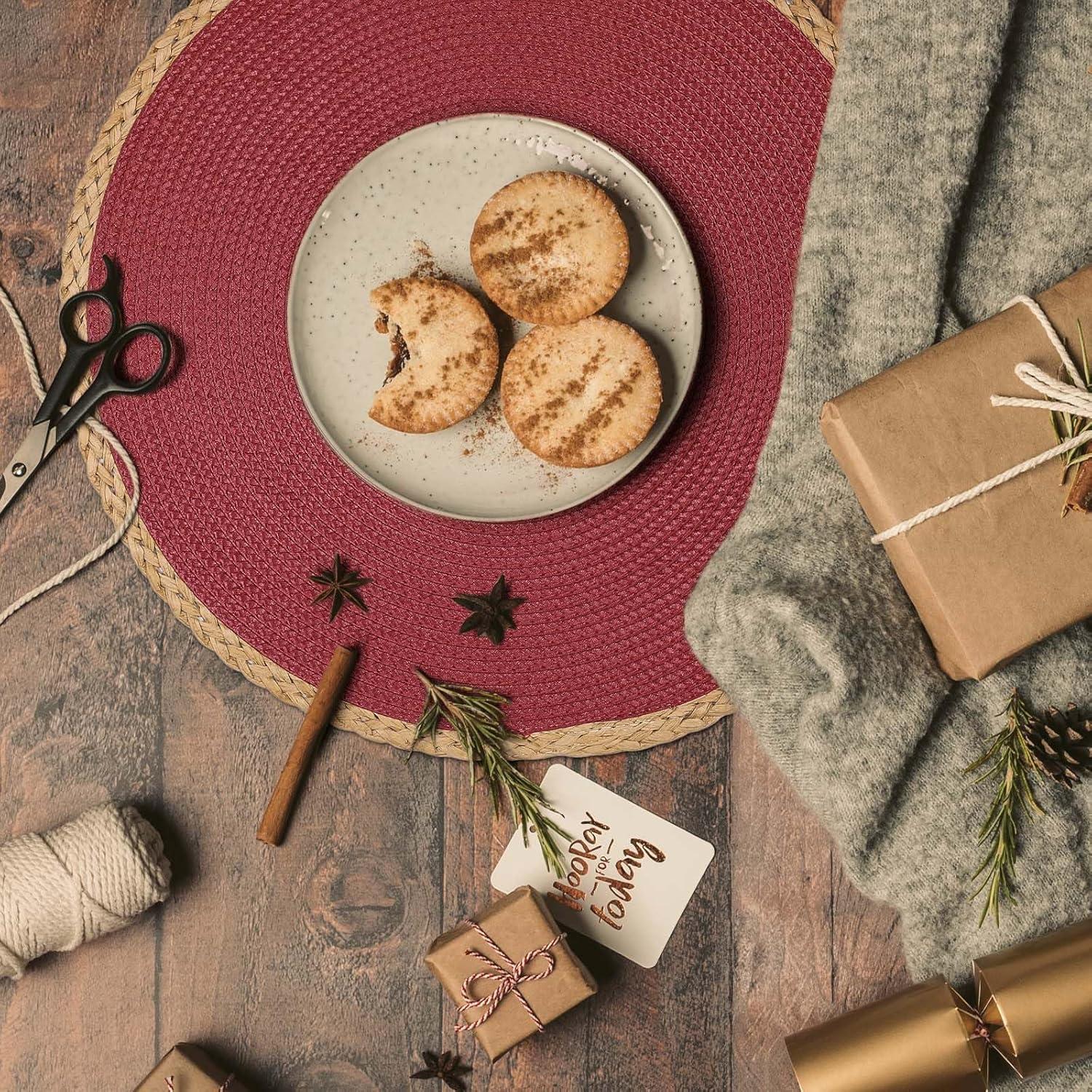 Noctiflorous 15 Inch Round Braided Placemats Set of 4 Washable Wipeable Easy Clean Heat Resistant Woven Dining Table Mats Decor for Holiday Parties Indoor Outdoor Daily Use(Red Thin Edge, 4)