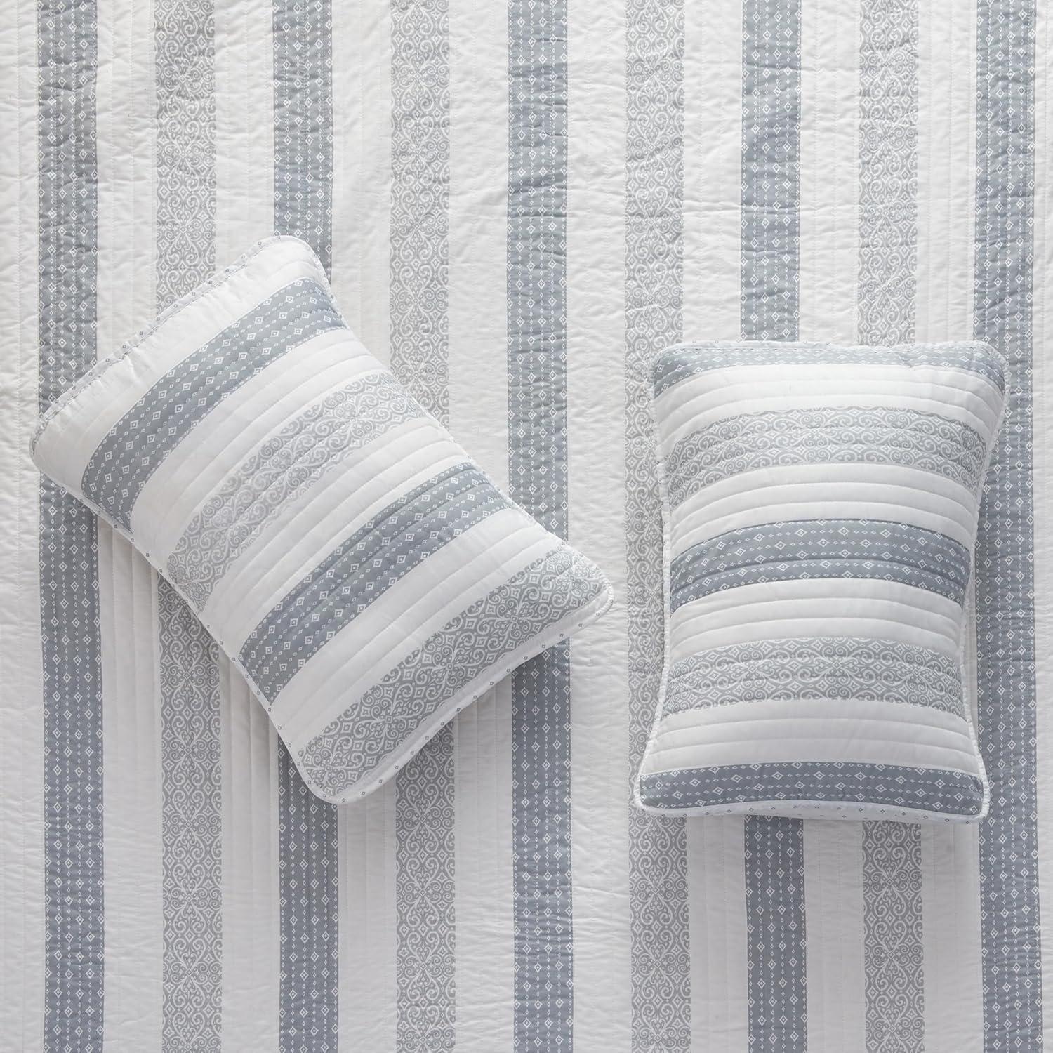 Patchwork Striped Reversible Quilt Set with Shams