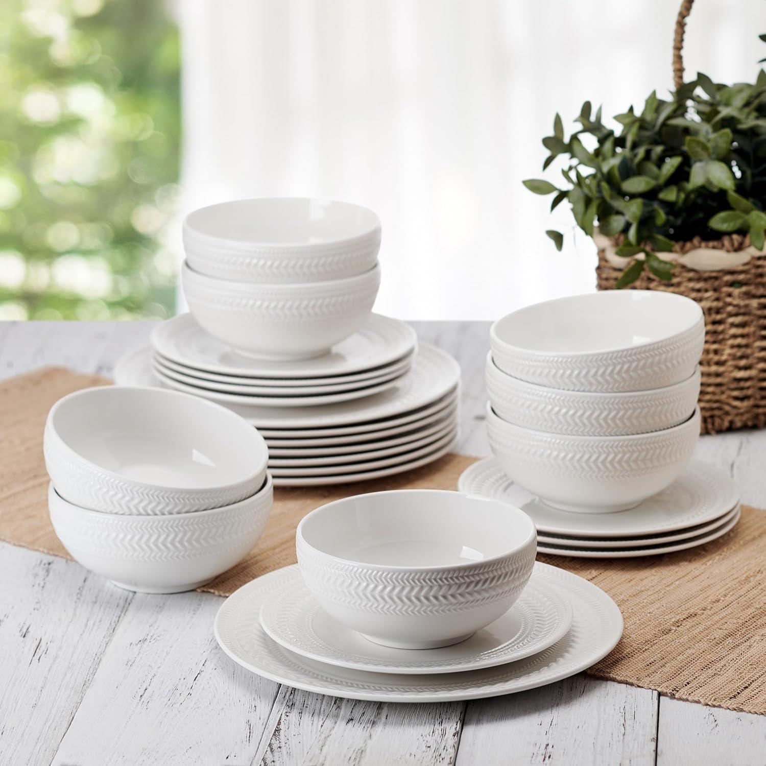 Pfaltzgraff Pfaltzgraff Josephine 24-Piece Porcelain Dinnerware Set, Service for 8