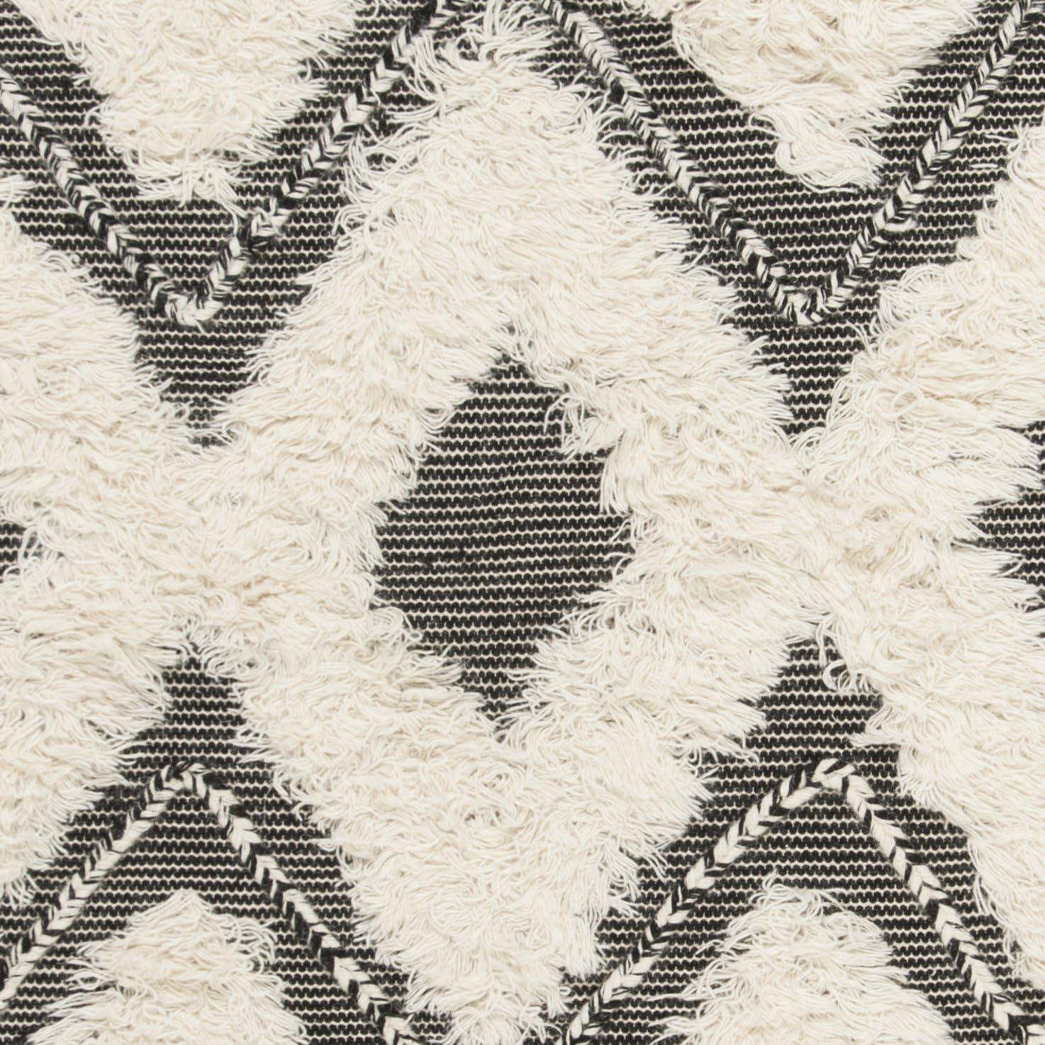 SAFAVIEH Kenya Jannine Geometric Diamonds Fringe Area Rug, Black/Ivory, 9' x 12'