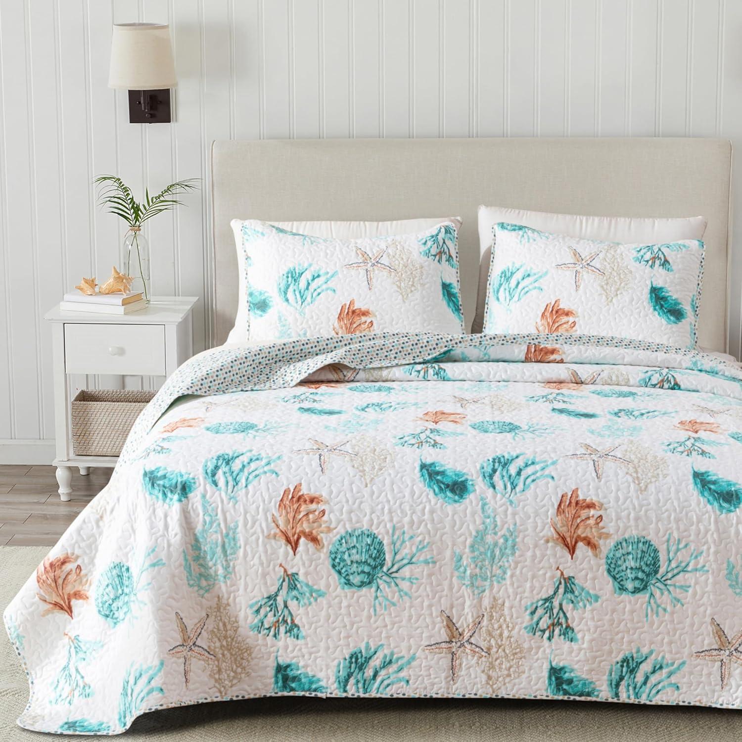FreshFolds Bright Watercolor Coral Print Quilt Set with Shams