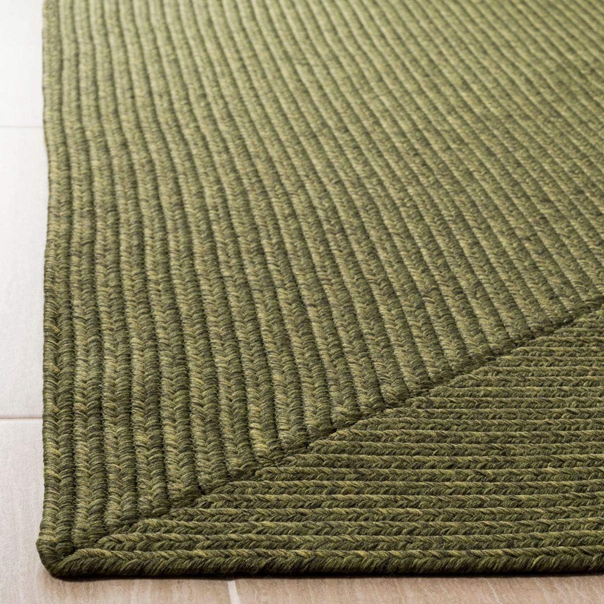 Handwoven Green Braided 4' x 4' Square Synthetic Area Rug