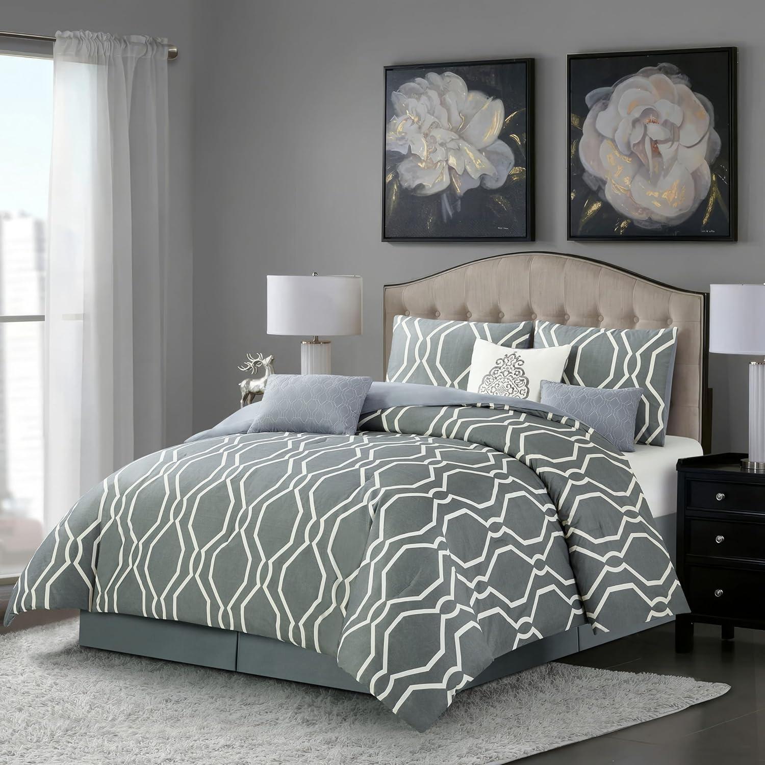 Gray Geometric Microfiber Queen Comforter Set