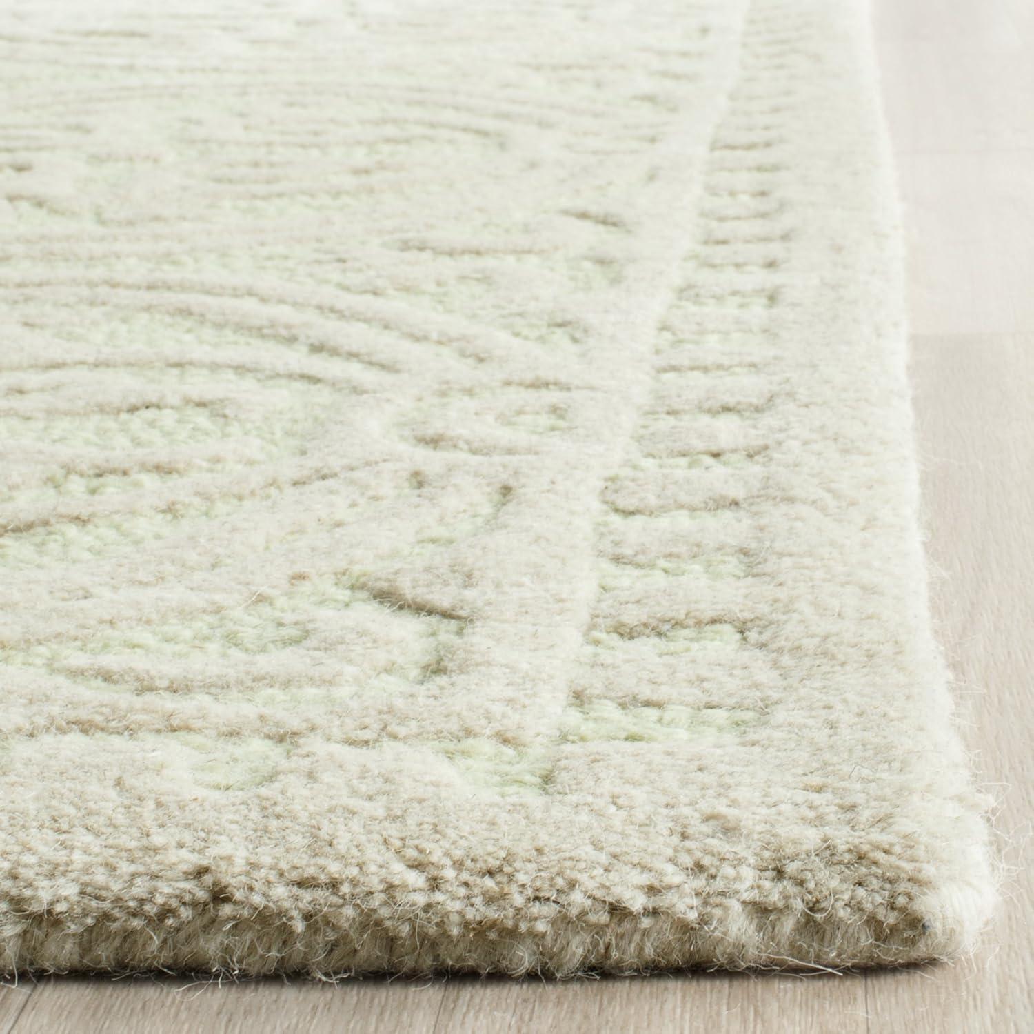 SAFAVIEH Cambridge Leslie Geometric Wool Area Rug, Light Green/Ivory, 8' x 10'