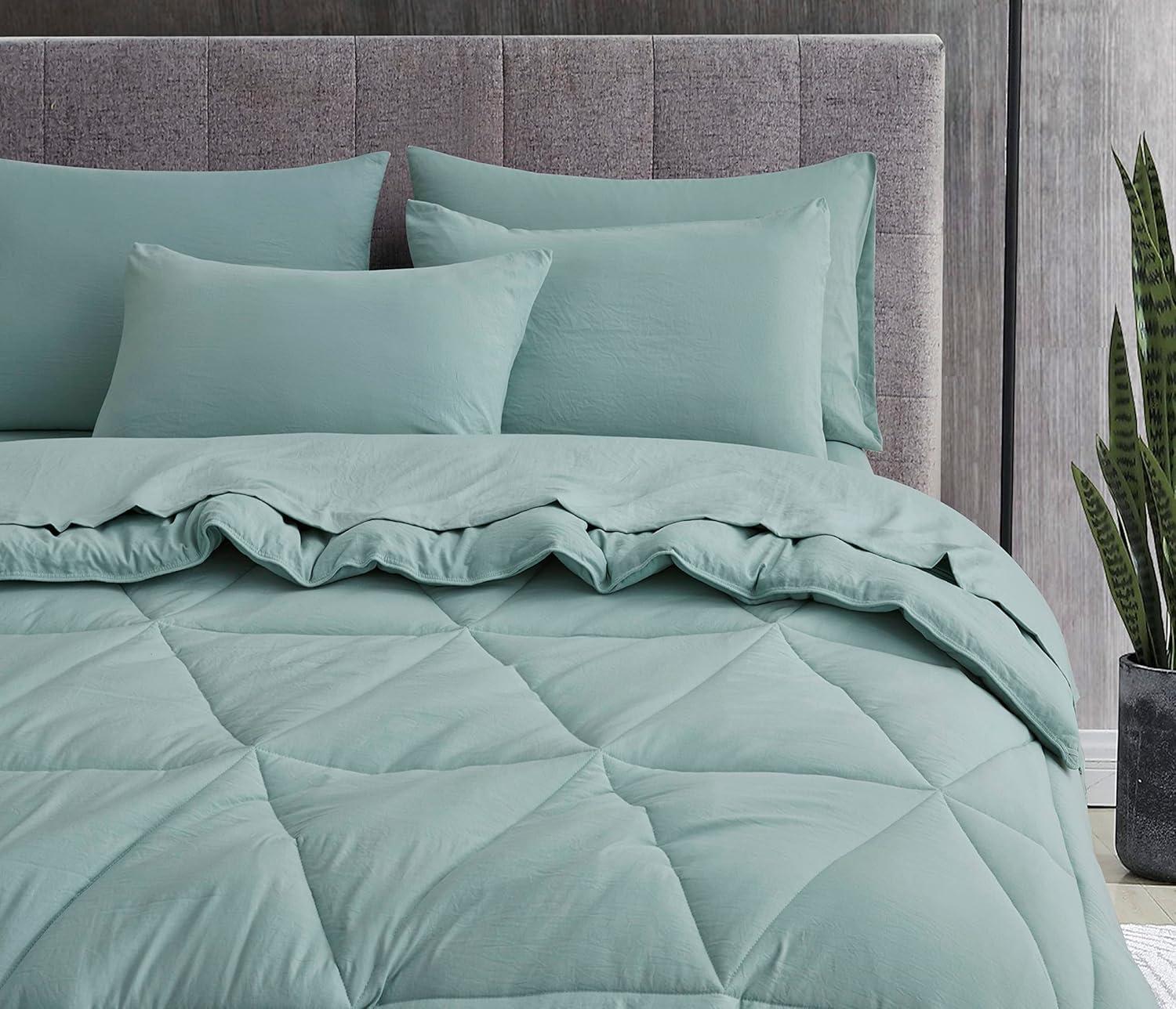 Chezmoi Collection Jasper 7-Pieces Bed in a Bag Comforter Set with Sheets, Geometric Triangle Quilted Double Brushed Microfiber Lightweight All Season Bedding Set, Full, Aqua