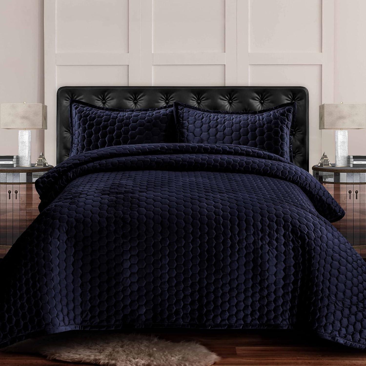 Tribeca Living Lugano Velvet Quilt Set