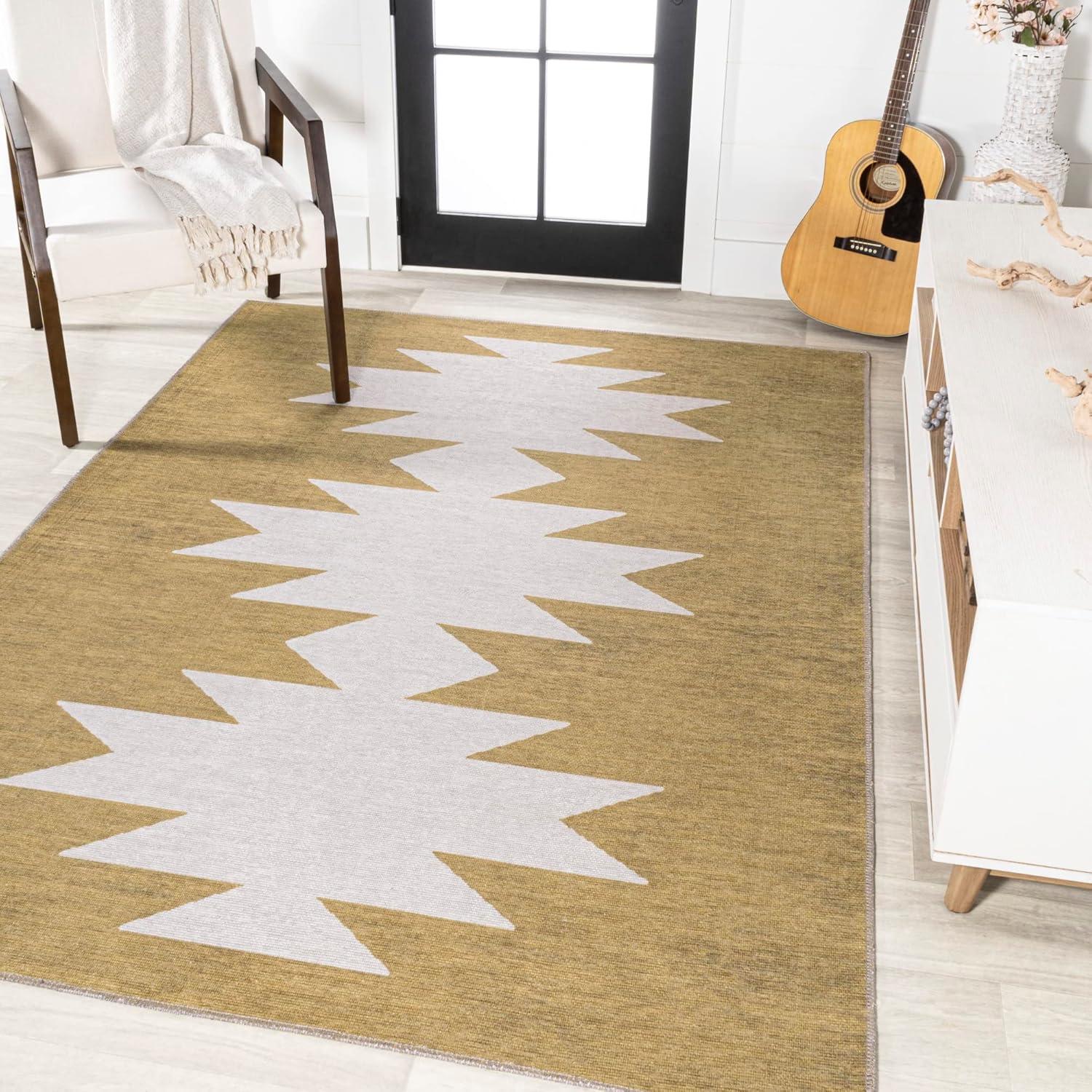 Chayton Minimalist Geometric Machine-Washable Area Rug - JONATHAN Y