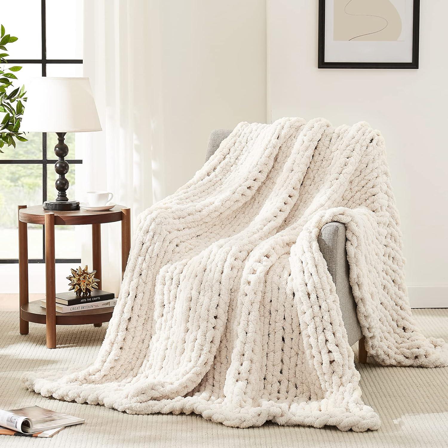 Soft Off-White Chenille Knitted Throw Blanket 60x80