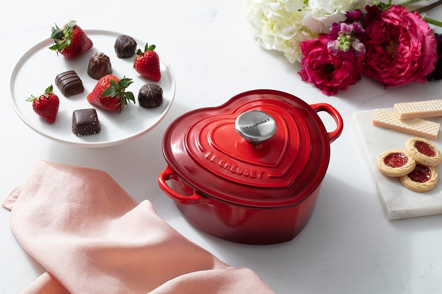 Le Creuset Le Creuset Enameled Cast Iron L'Amour Collection 2 Qt Heart Sheped Dutch Oven with Lid