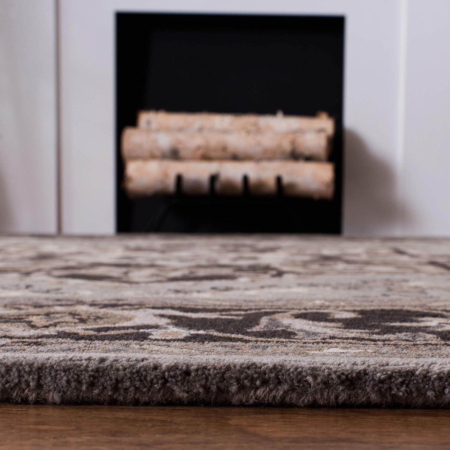 Royalty ROY700 Hand Tufted Indoor Area Rug - 6'x9' - Silver/Charcoal - Safavieh
