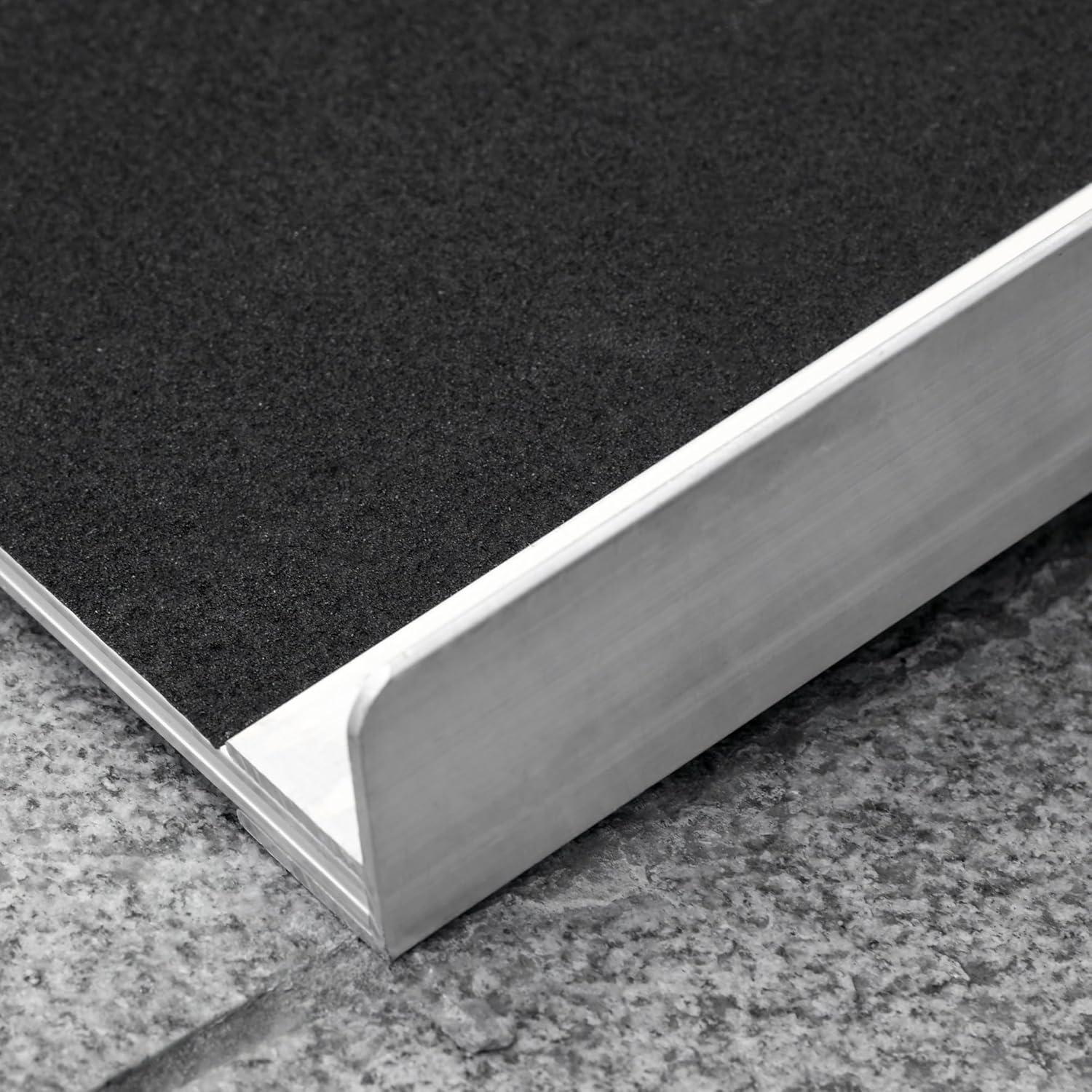 HOMCOM Lightweight Aluminum Portable Skidproof PVC Carpeted Folding Wheelchair Ramp, 3'