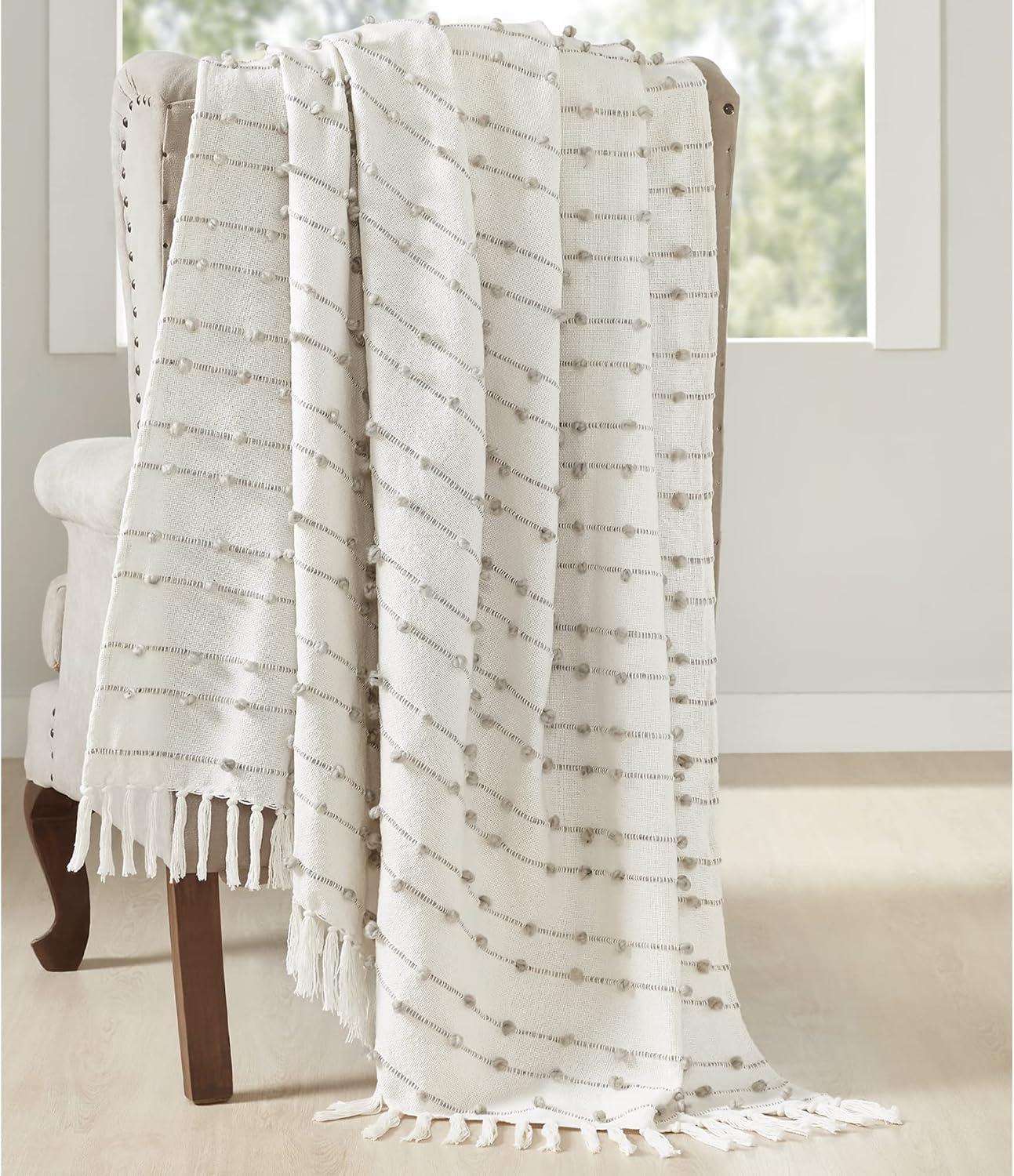 Edda Modern Throw