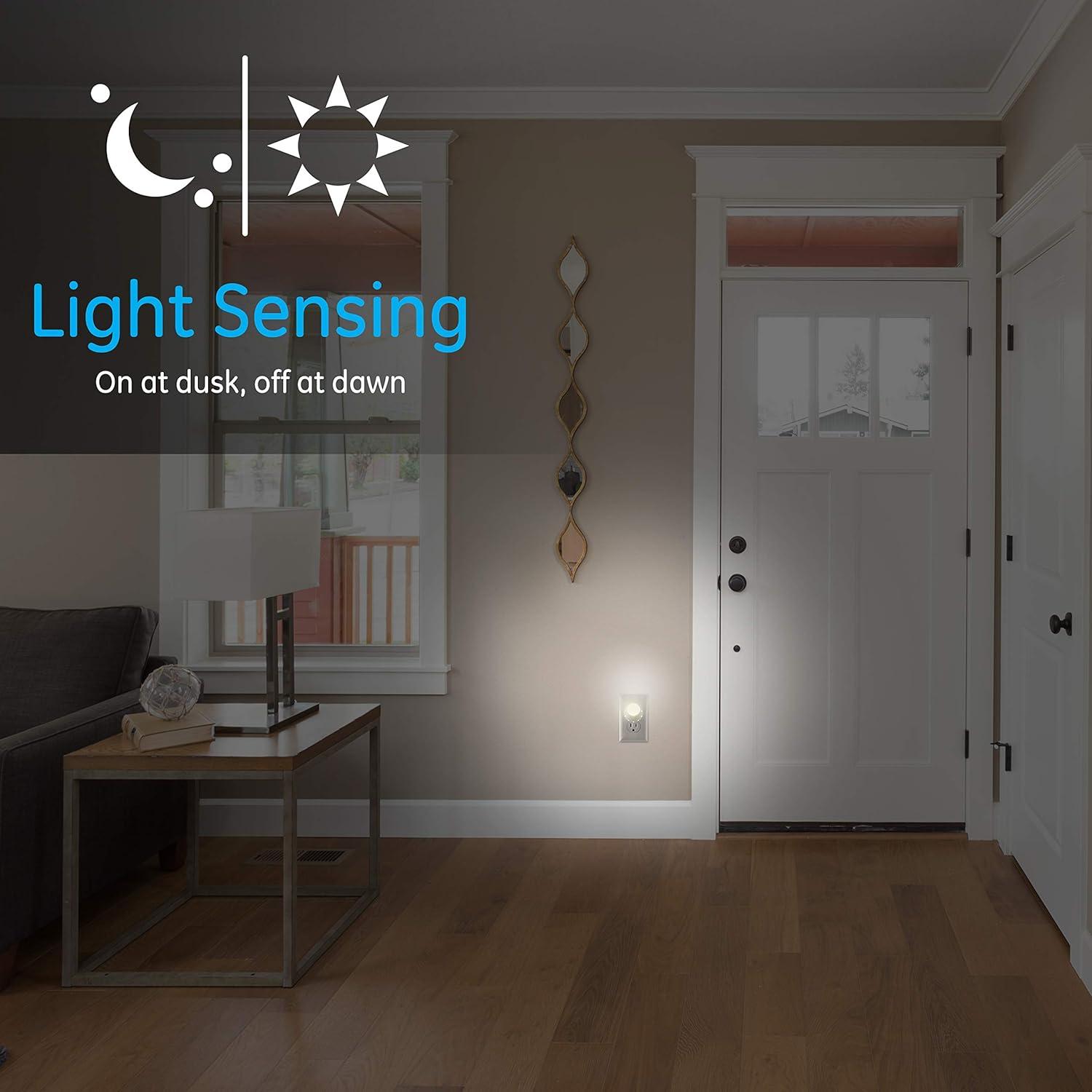 White Automatic LED Night Light with Motion Sensor, 2 Pack