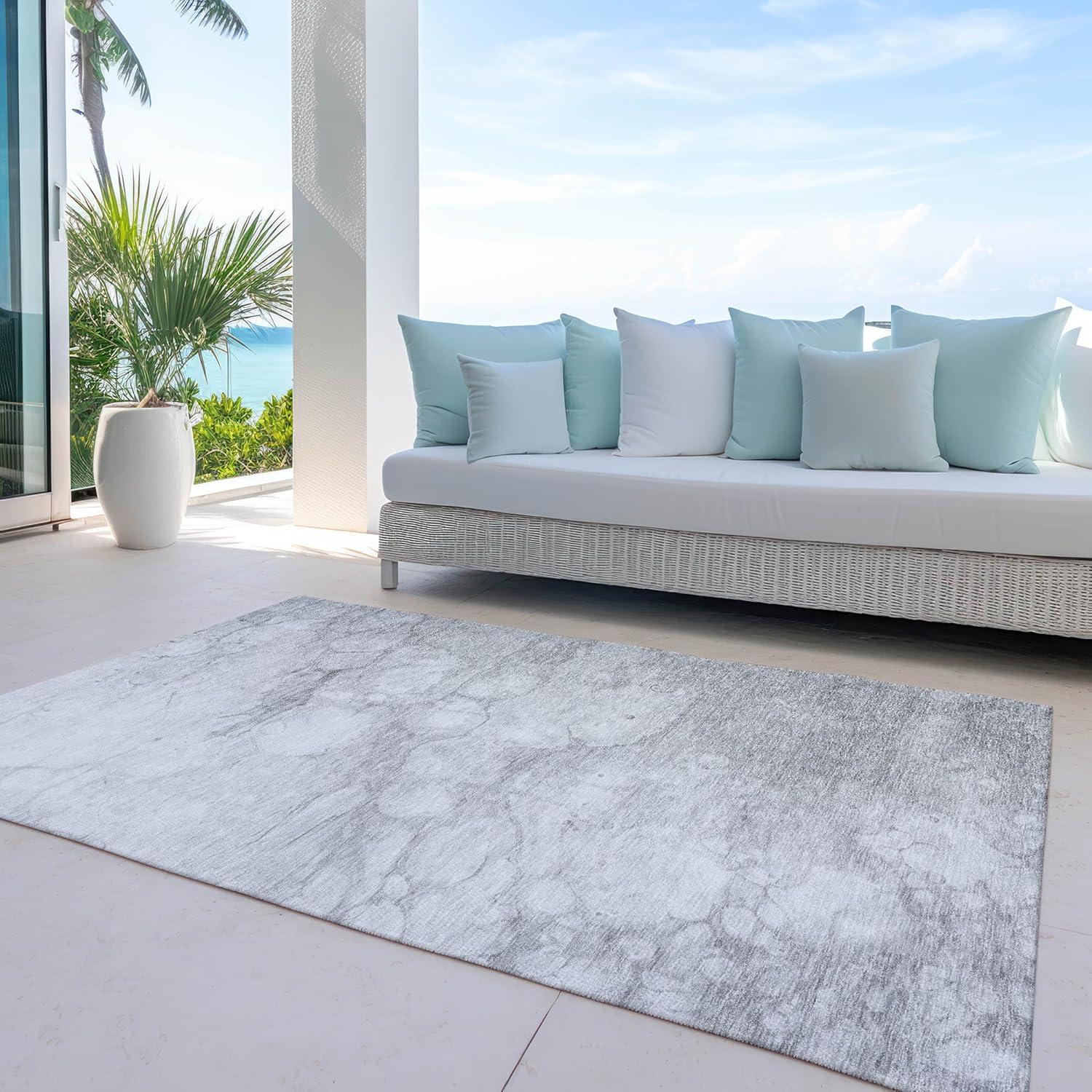 Silver Abstract Machine Washable Indoor Outdoor Rug