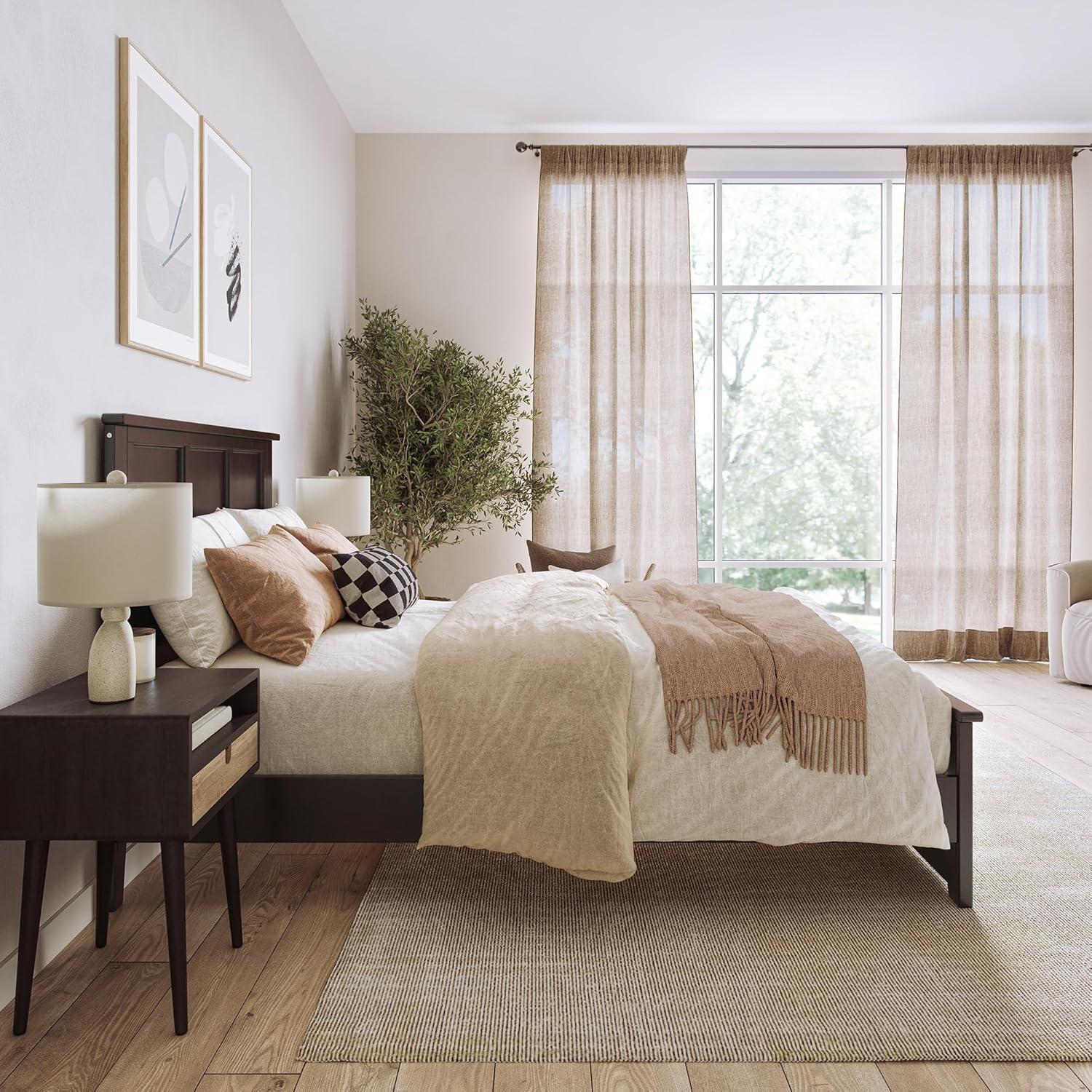 AFI Charlotte Cama con Plataforma de Perfil Bajo de Madera Maciza con Pie de Cama a Juego, Espresso