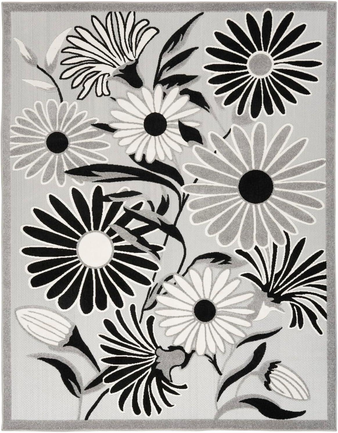 Aloha Daisy Black and White 5'3" x 7'5" Synthetic Outdoor Rug