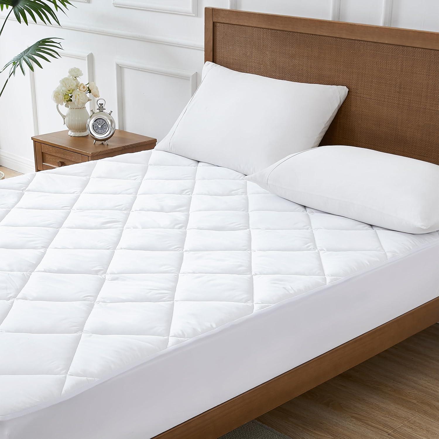 Queen White Down Alternative Mattress Pad with Cotton Top