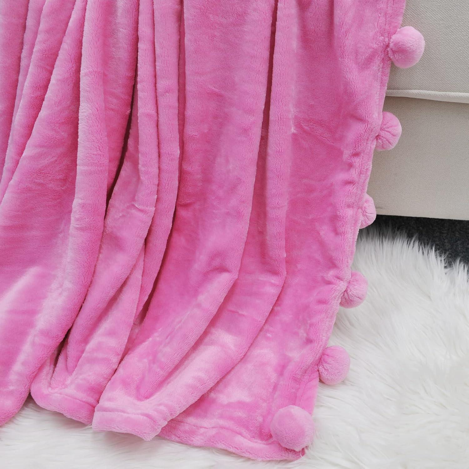 Flannel Fleece Pom Pom Blanket