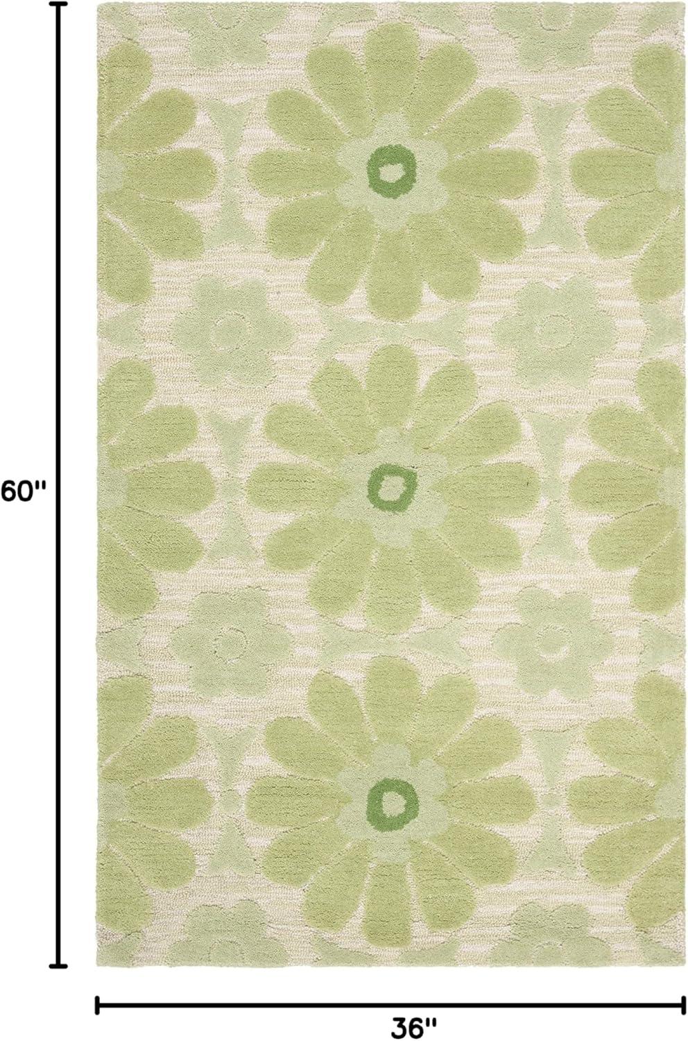 SAFAVIEH Kids Flowers Floral Area Rug, Beige/Green, 3' x 5'