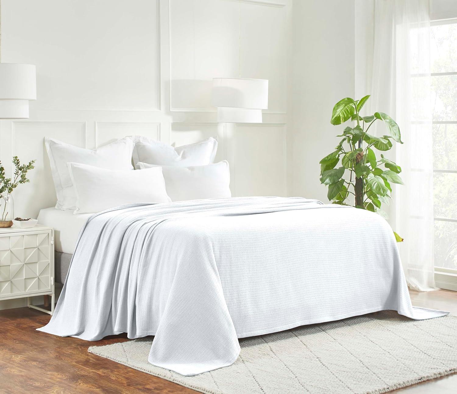 Superior Waffle Weave Honeycomb Knit Soft Textured All-Season Cotton Blanket