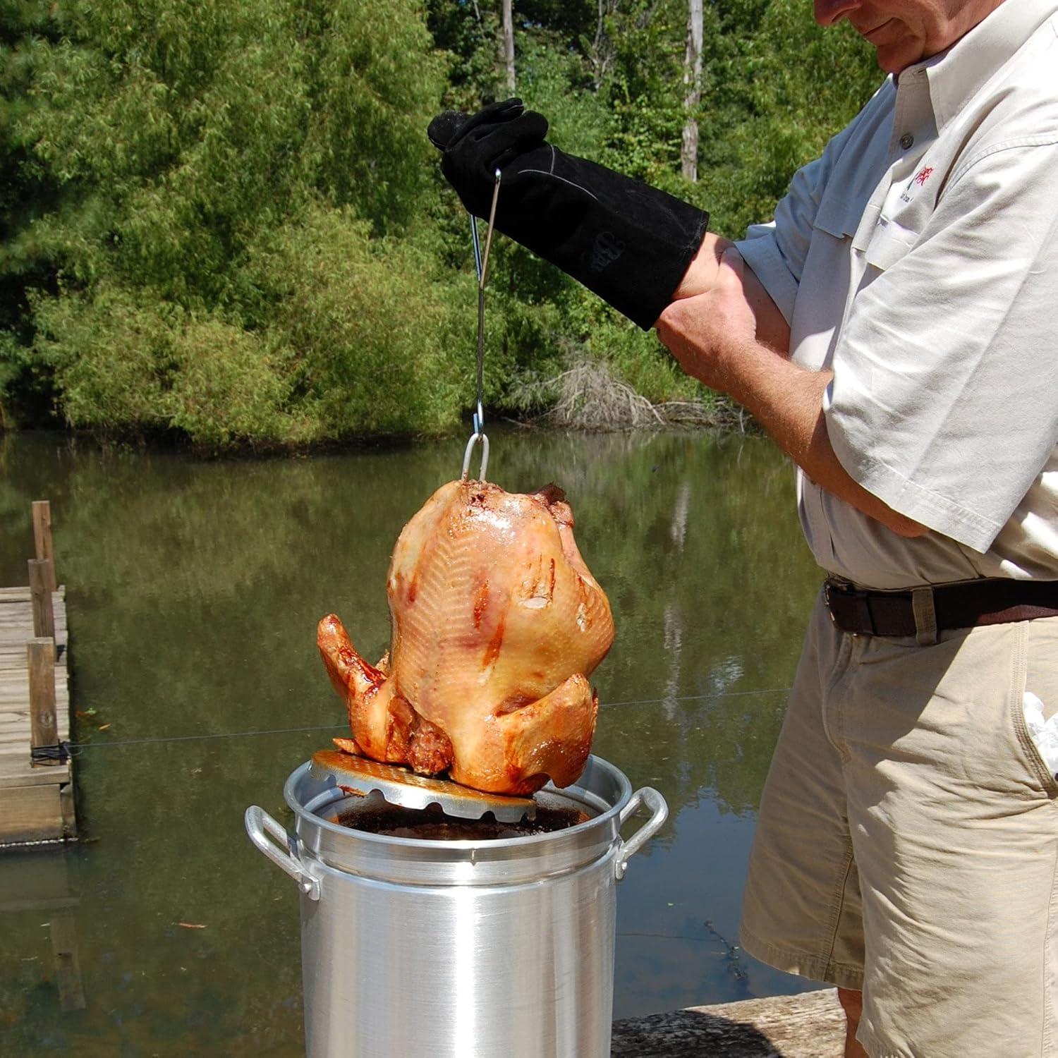 Bayou Classic 200-440 Turkey Fryer Kit, 58,000 Btu, Propane, Stainless Steel, Silver