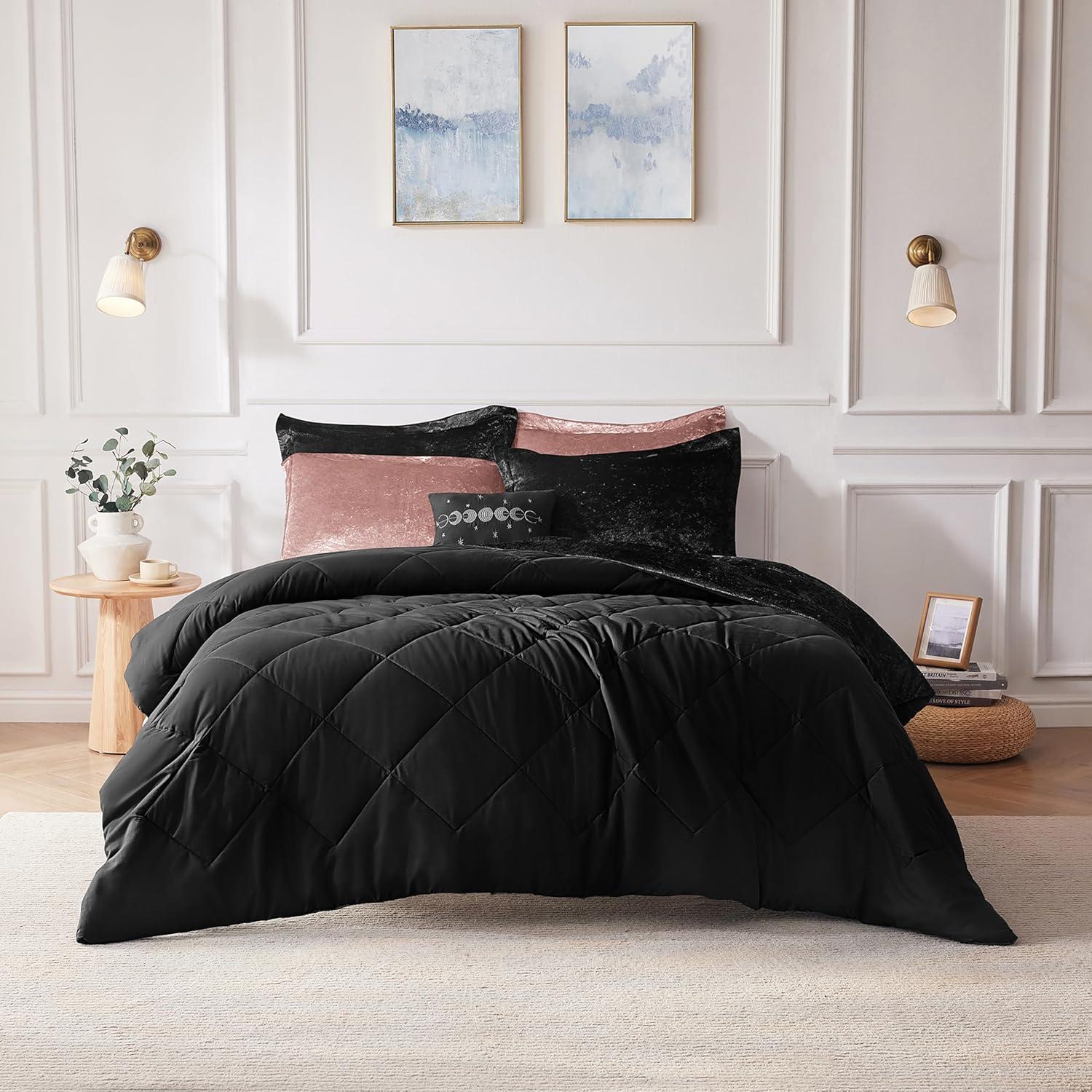 Intelligent Design Felicia Crushed Velvet Comforter Set with Throw Pillow