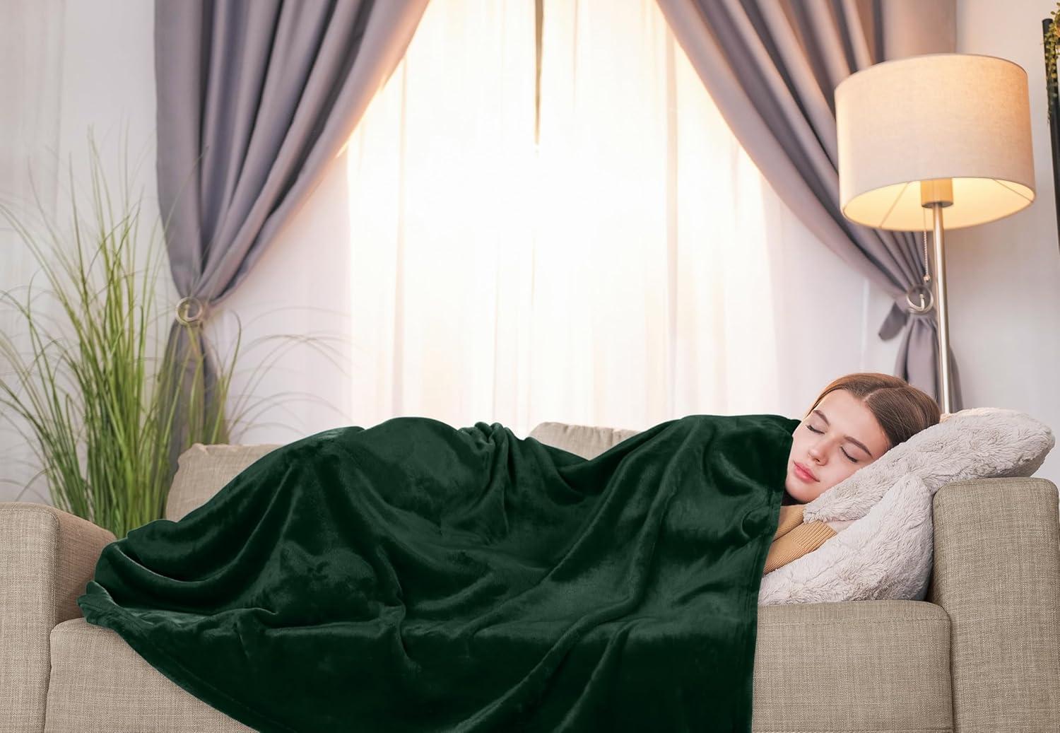 Utopia Bedding Fleece Blanket Throw Size Forest Green 300GSM Luxury Anti-Static Fuzzy Soft Microfiber Blanket for Couch, Sofa and Bed (60x50 Inch)