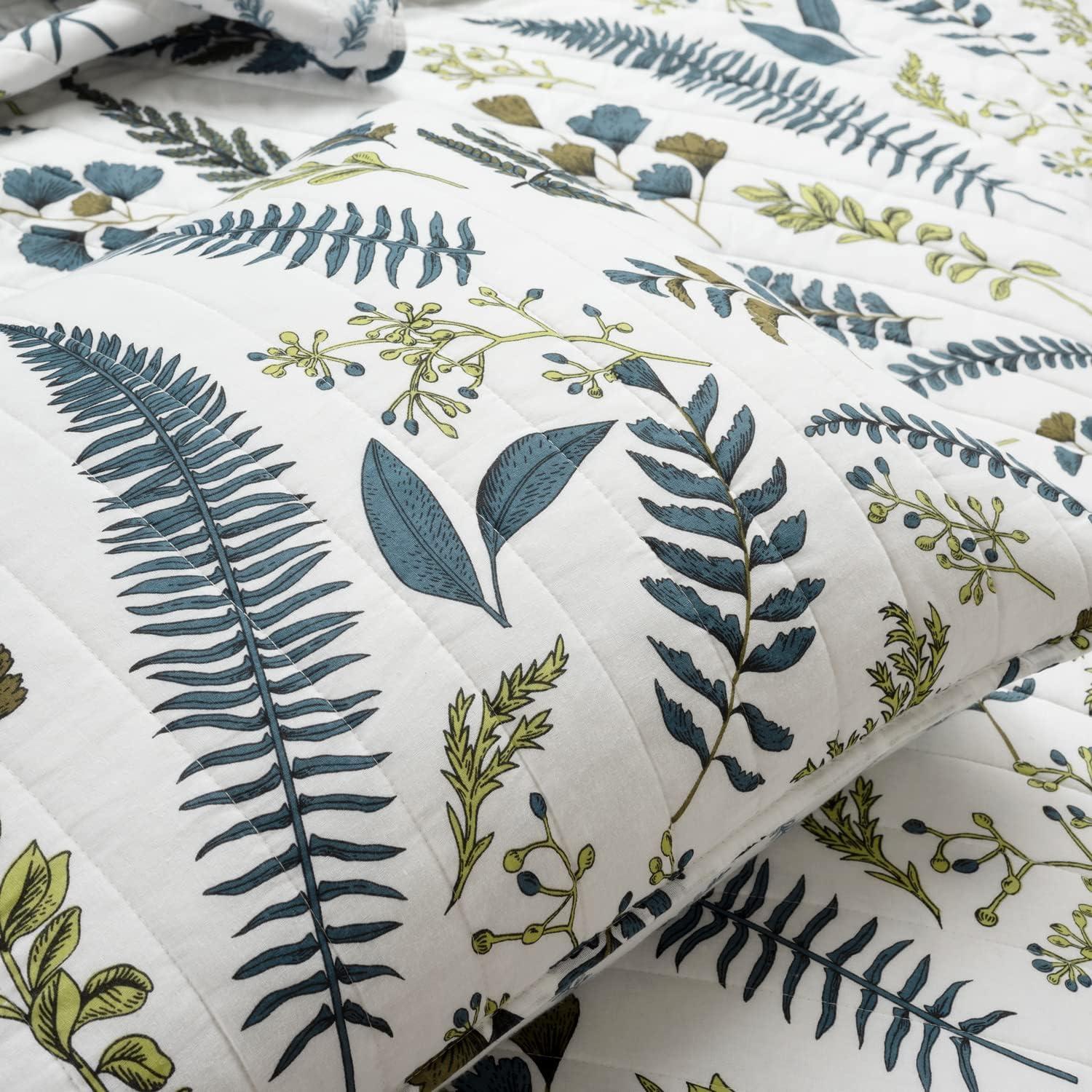 King Devonia Reversible Oversized Quilt Set White/Green - Lush Décor: 320 Thread Count, Botanical Pattern, 3-Piece Set