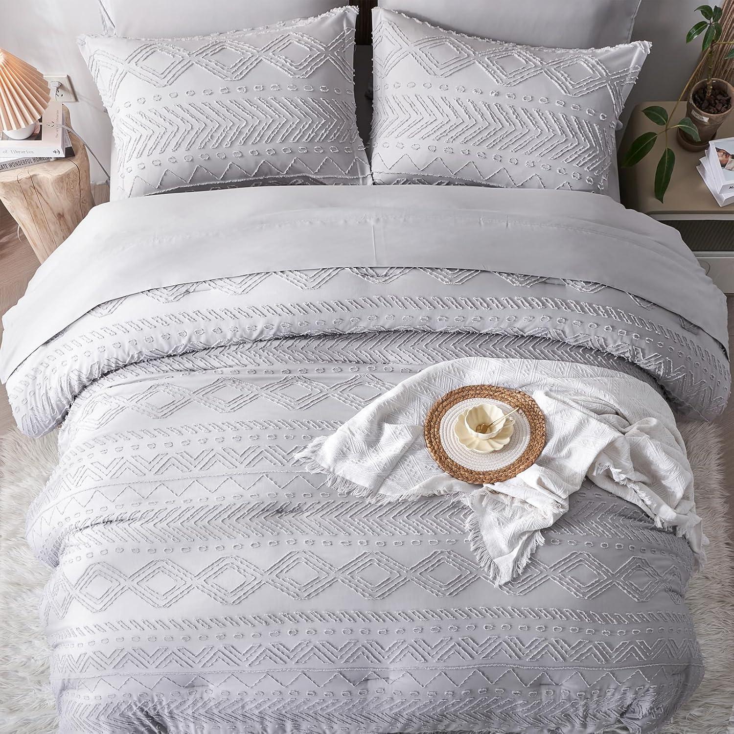 akkialla King Size Comforter Set 7 Pieces,Pink Boho Tufted Bedding Comforter Sets in King Size for All Seasons,Bed in a Bag with Comforter,Flat Sheet,Fitted Sheet,Pillowcases and Shams(Pink,King)