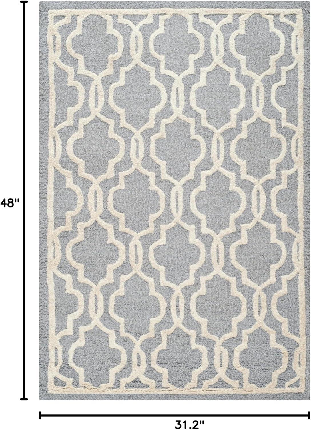 Silver and Ivory Hand-Tufted Wool Accent Rug 2'6" x 4'