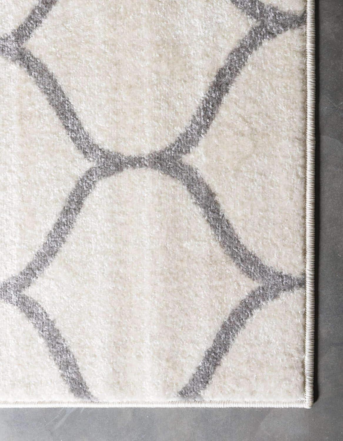 Unique Loom 7' 0 x 7' 0 Trellis Frieze Rounded Ivory Area Rug