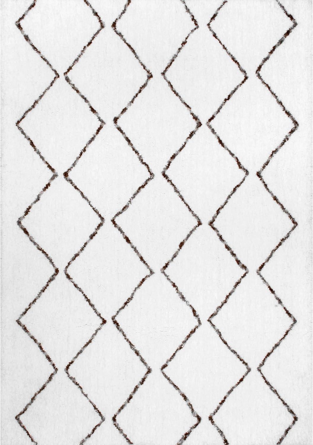 Nuloom Hand Tufted Corinth Shags Indoor Area Rug - Natural 3' 6" x 5' 6"