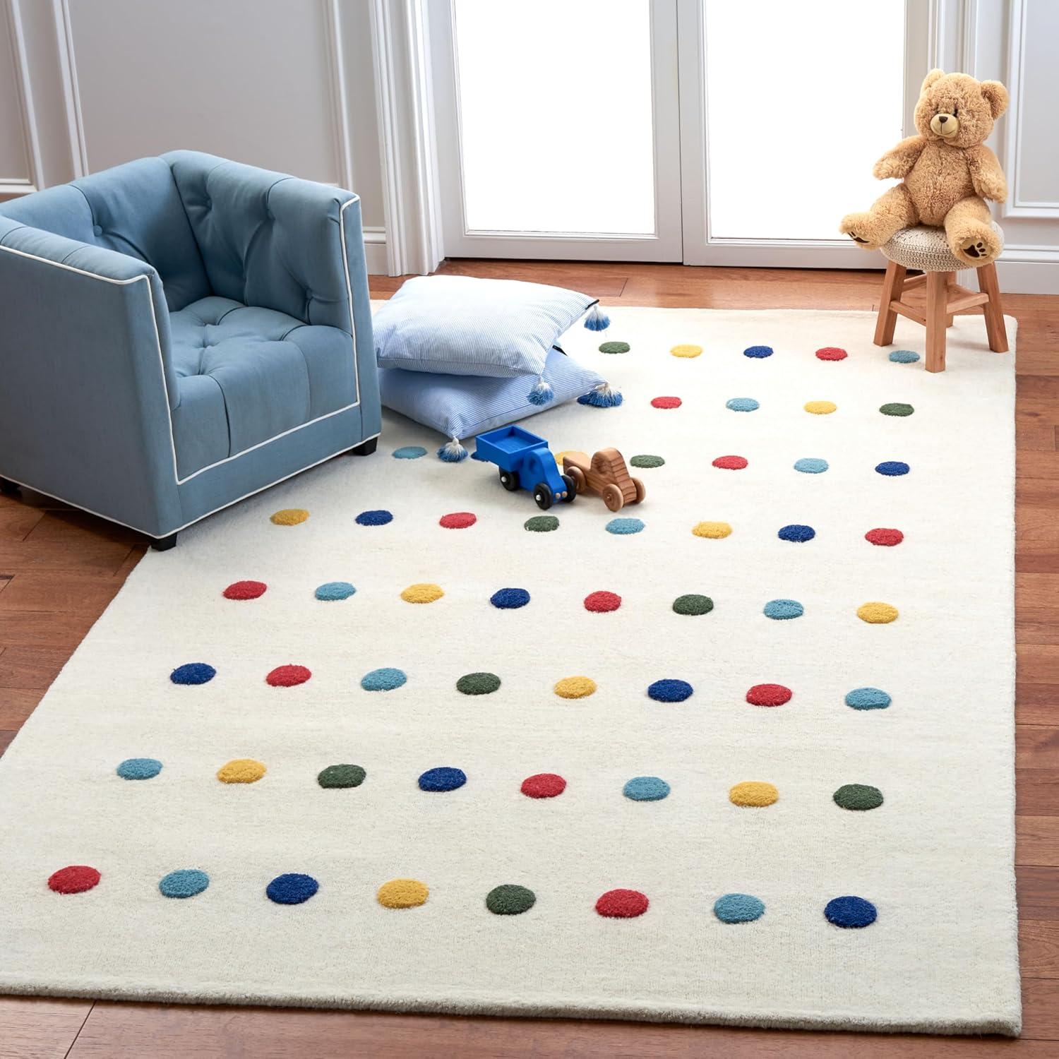 Ivory Hand-Tufted Wool Kids' Polka Dot 4' x 6' Rug